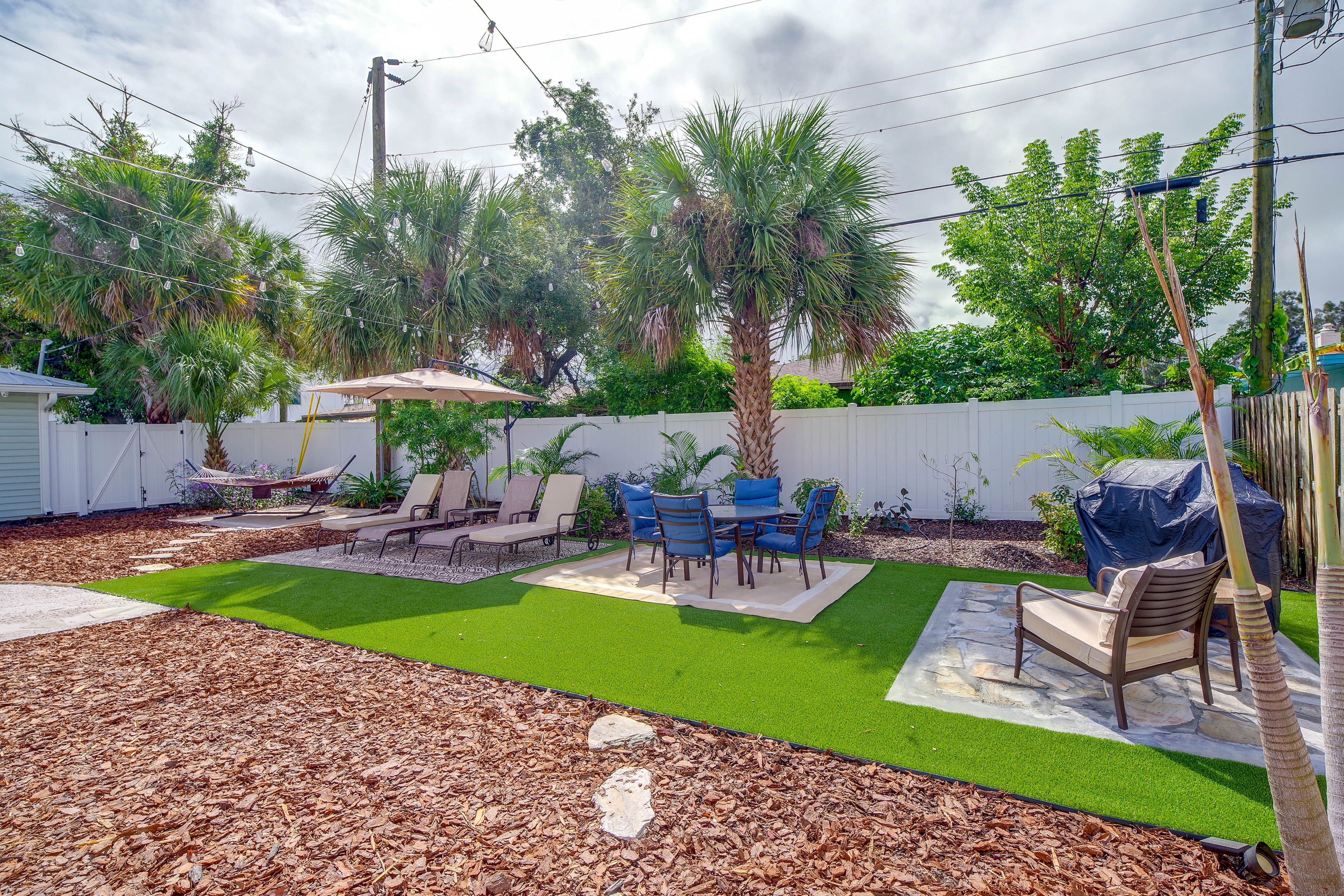 Shared Outdoor Space | Backyard