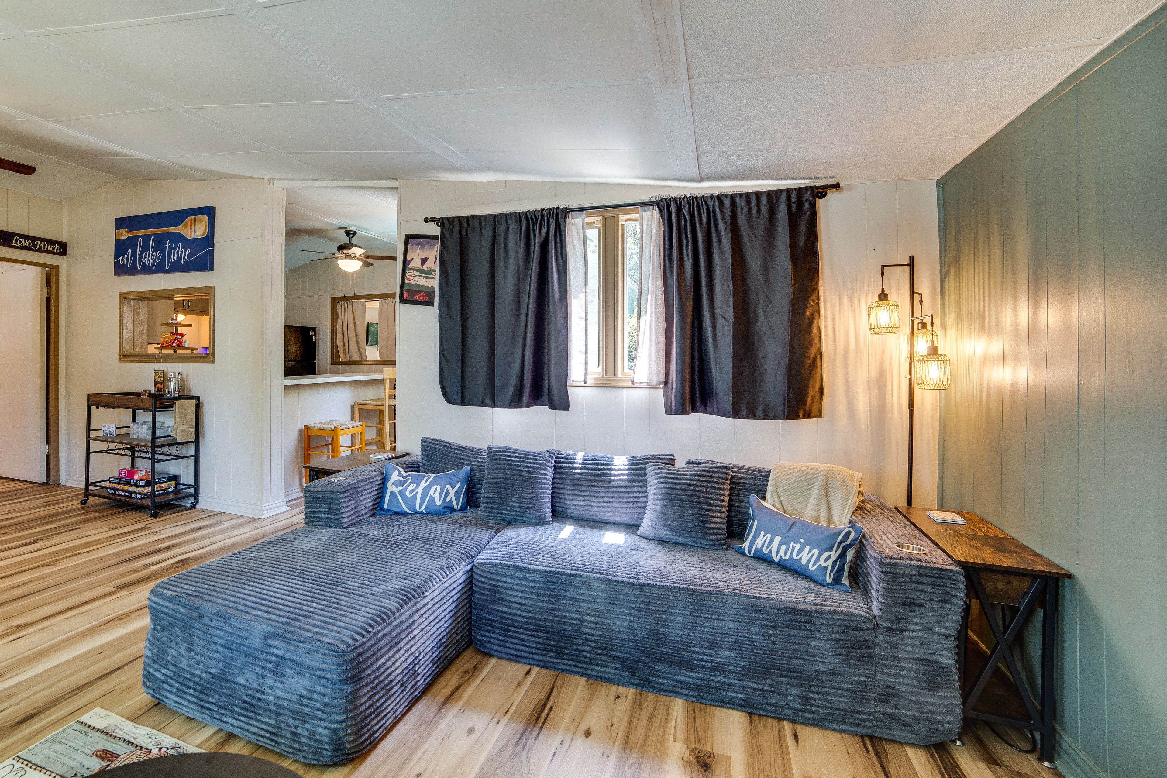 Mabank Vacation Rental | 2BR | 1BA | 948 Sq Ft
