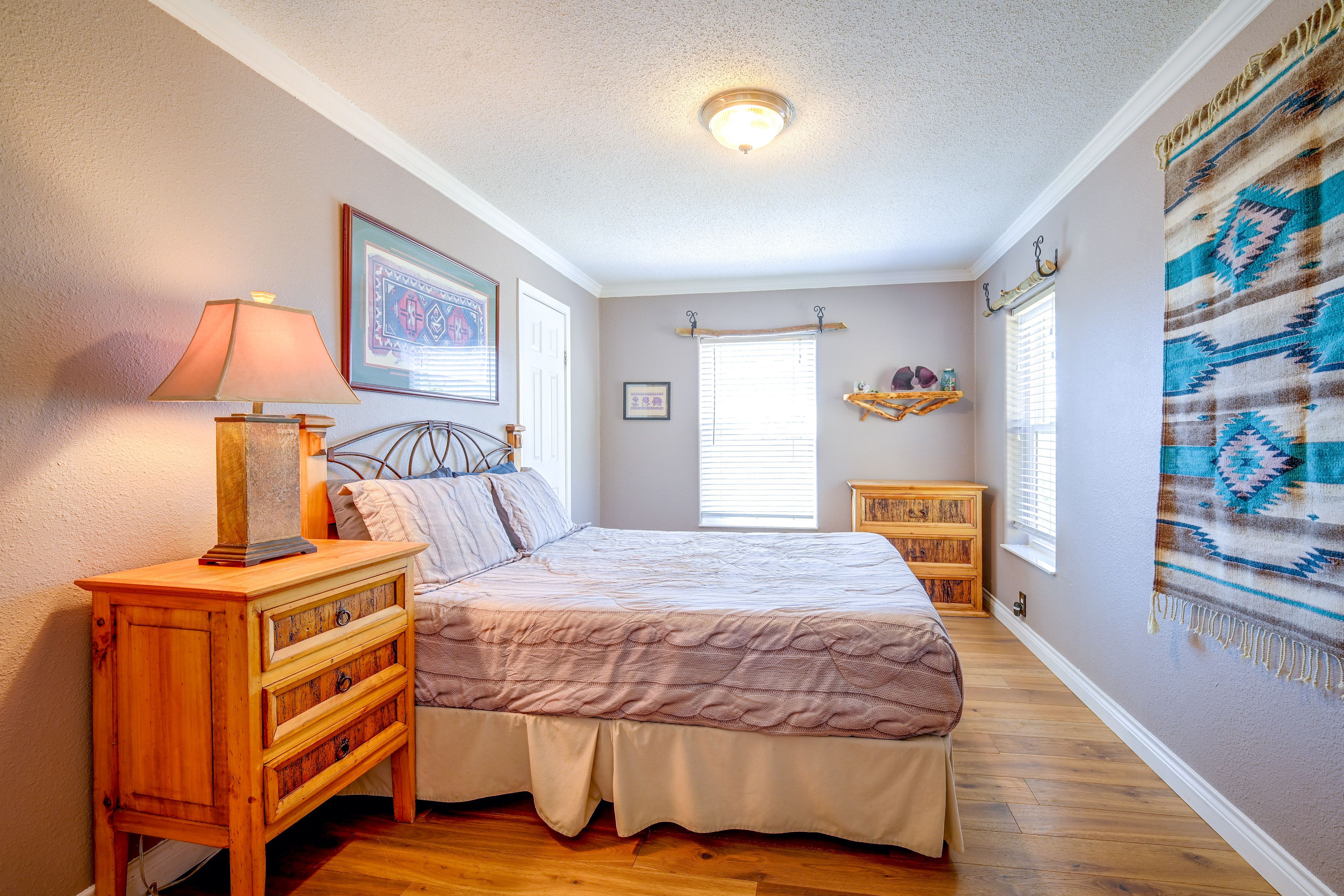Bedroom 3 | Queen Bed