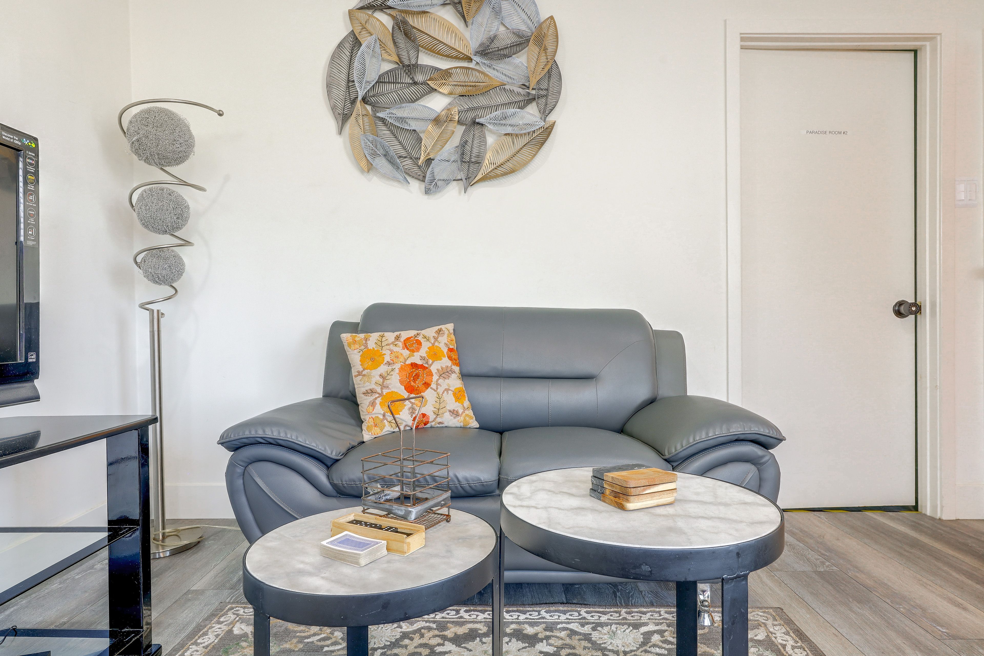 Living Room | Smart TV