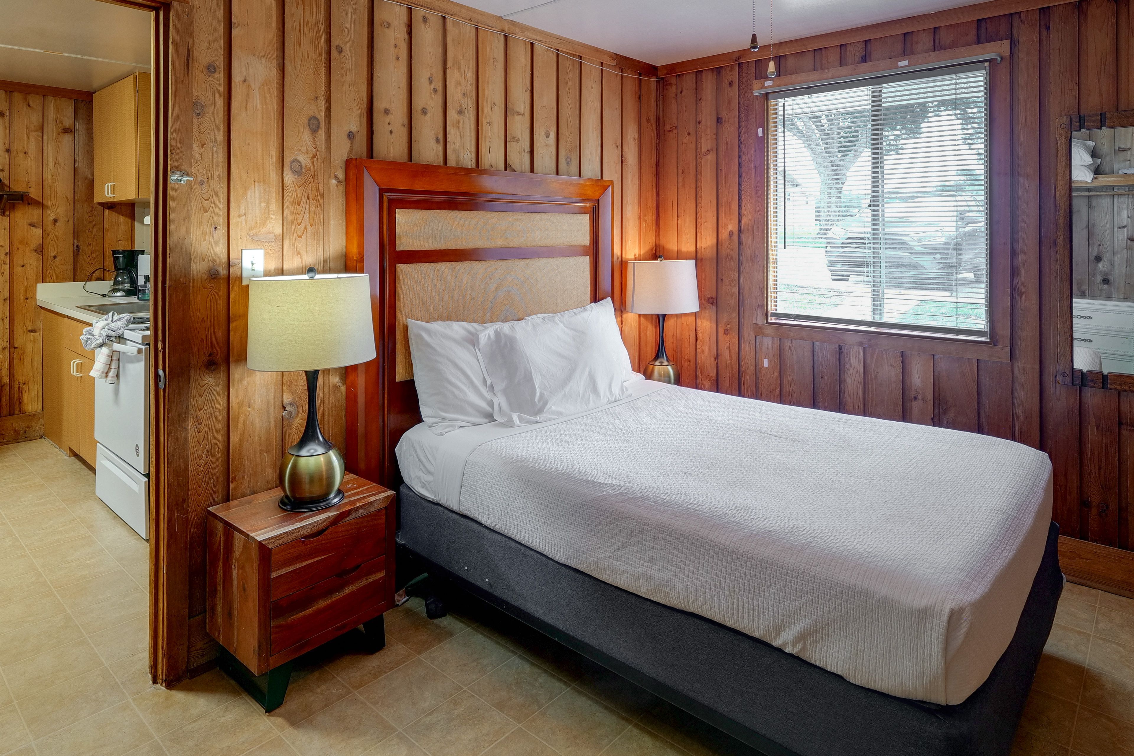 Bedroom 2 | Full Bed