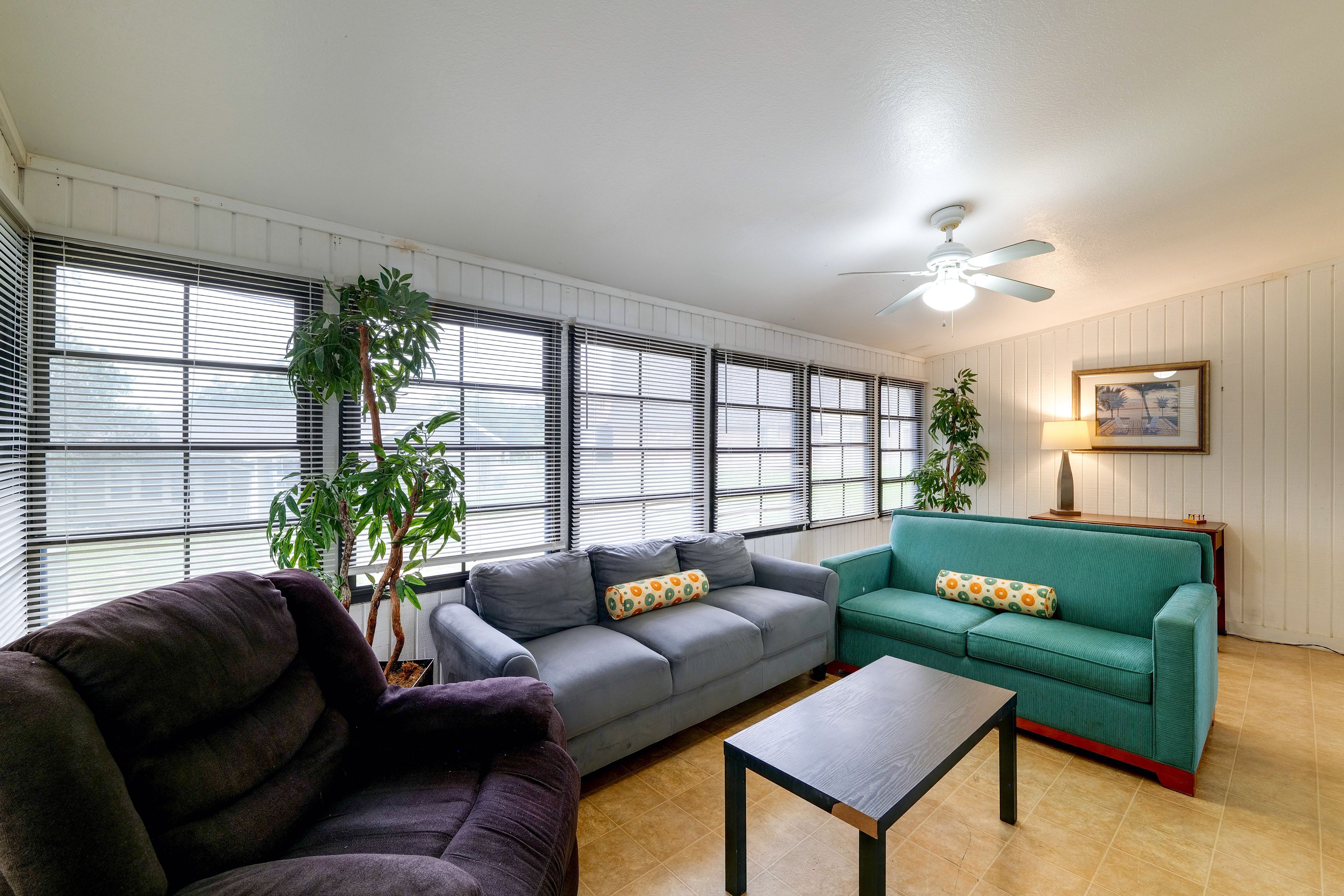 Clermont Vacation Rental | 2BR | 2BA | 720 Sq Ft | Threshold Step to Enter