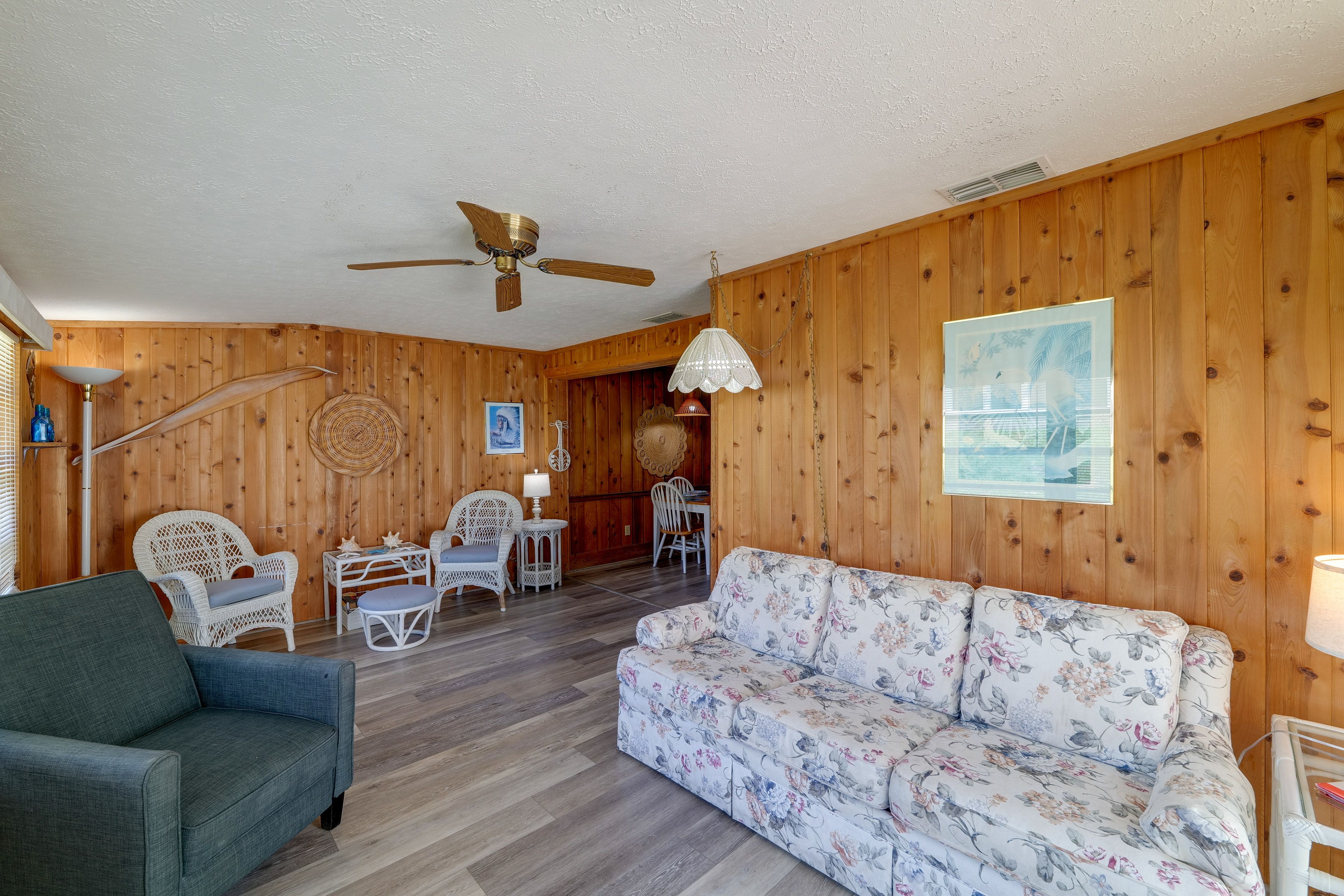 Clermont Vacation Rental | 2BR | 1BA | 720 Sq Ft