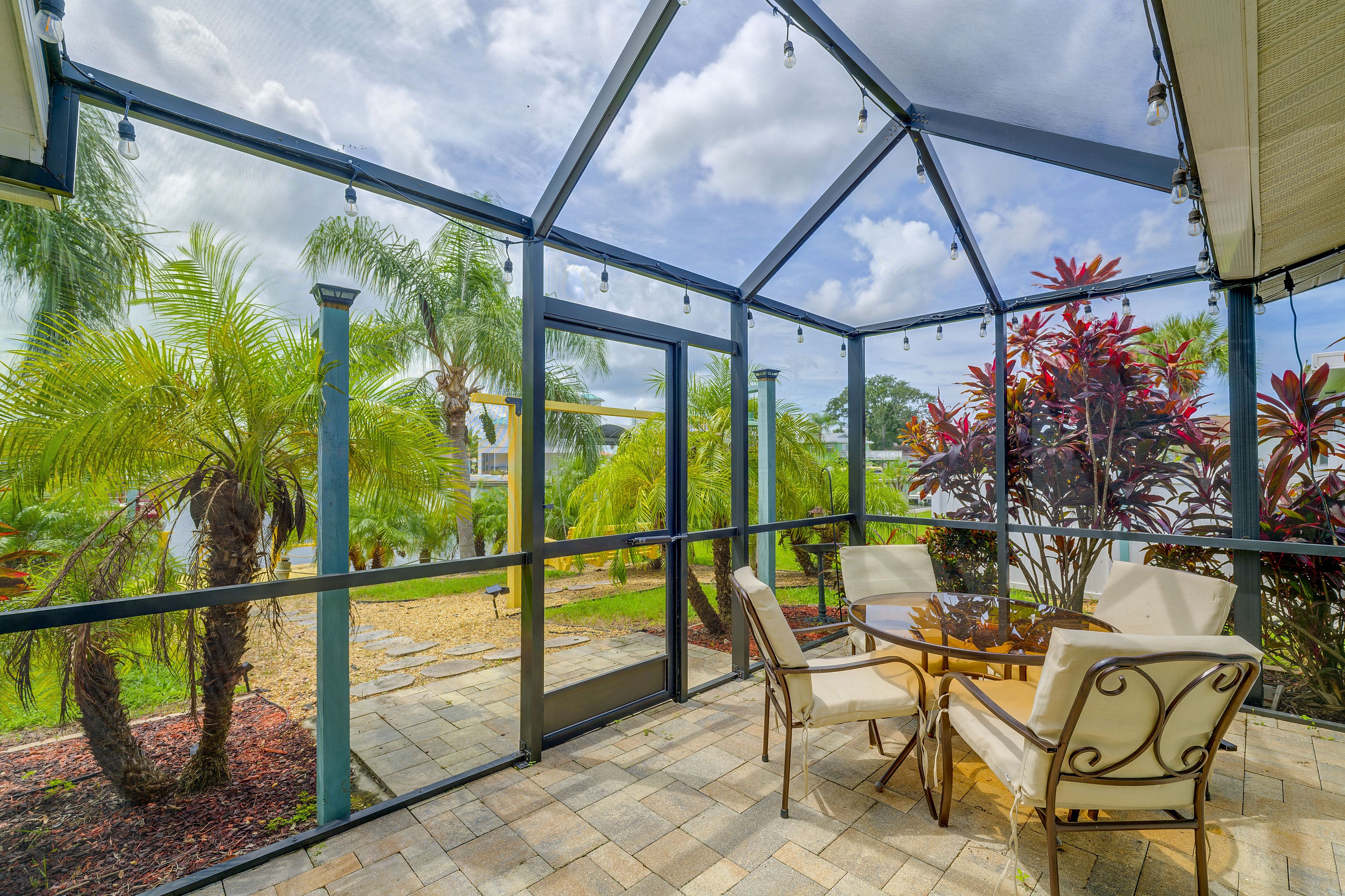 Hudson Vacation Rental | 3BR | 2BA | 1,550 Sq Ft |