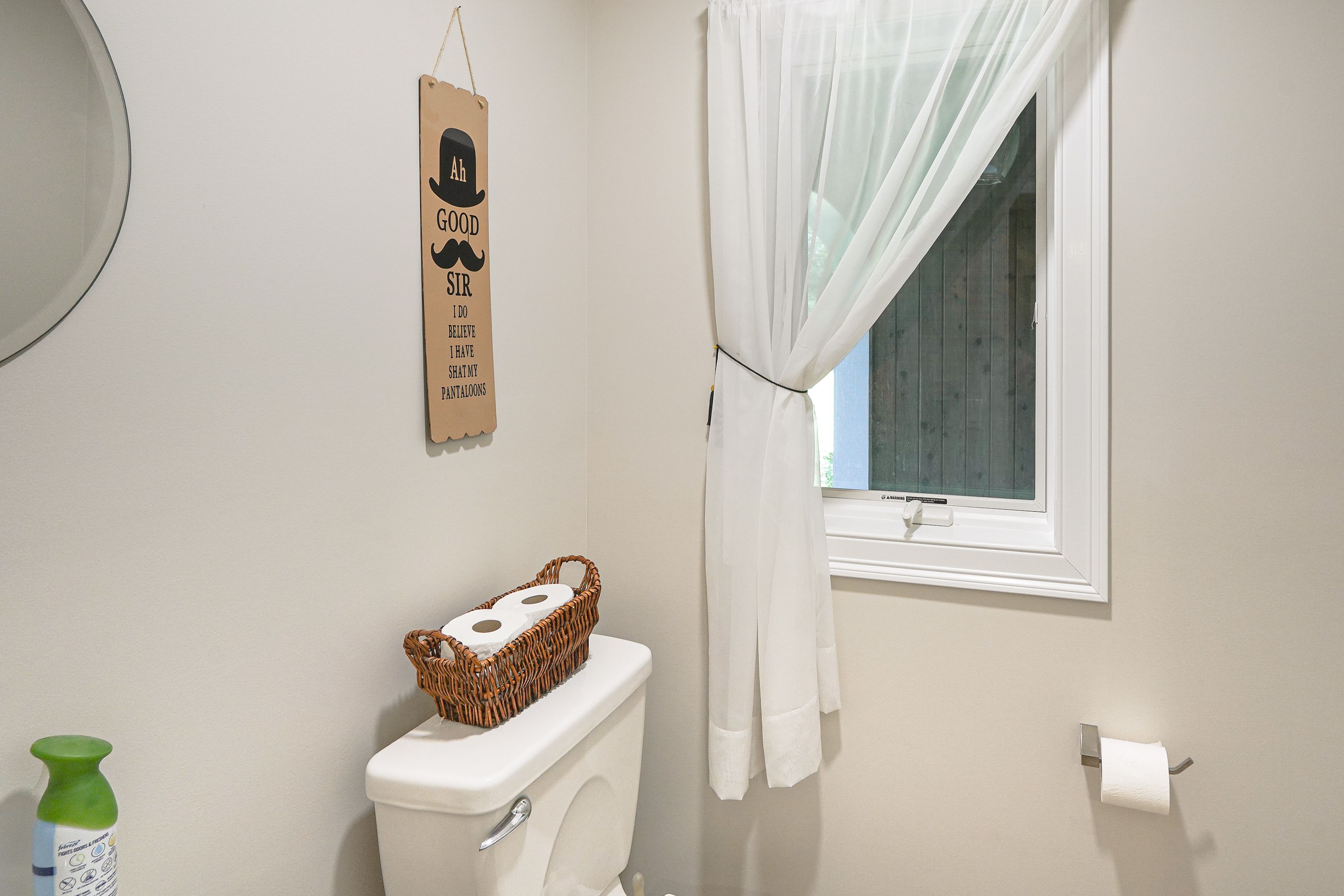 Half Bathroom | 1st Floor