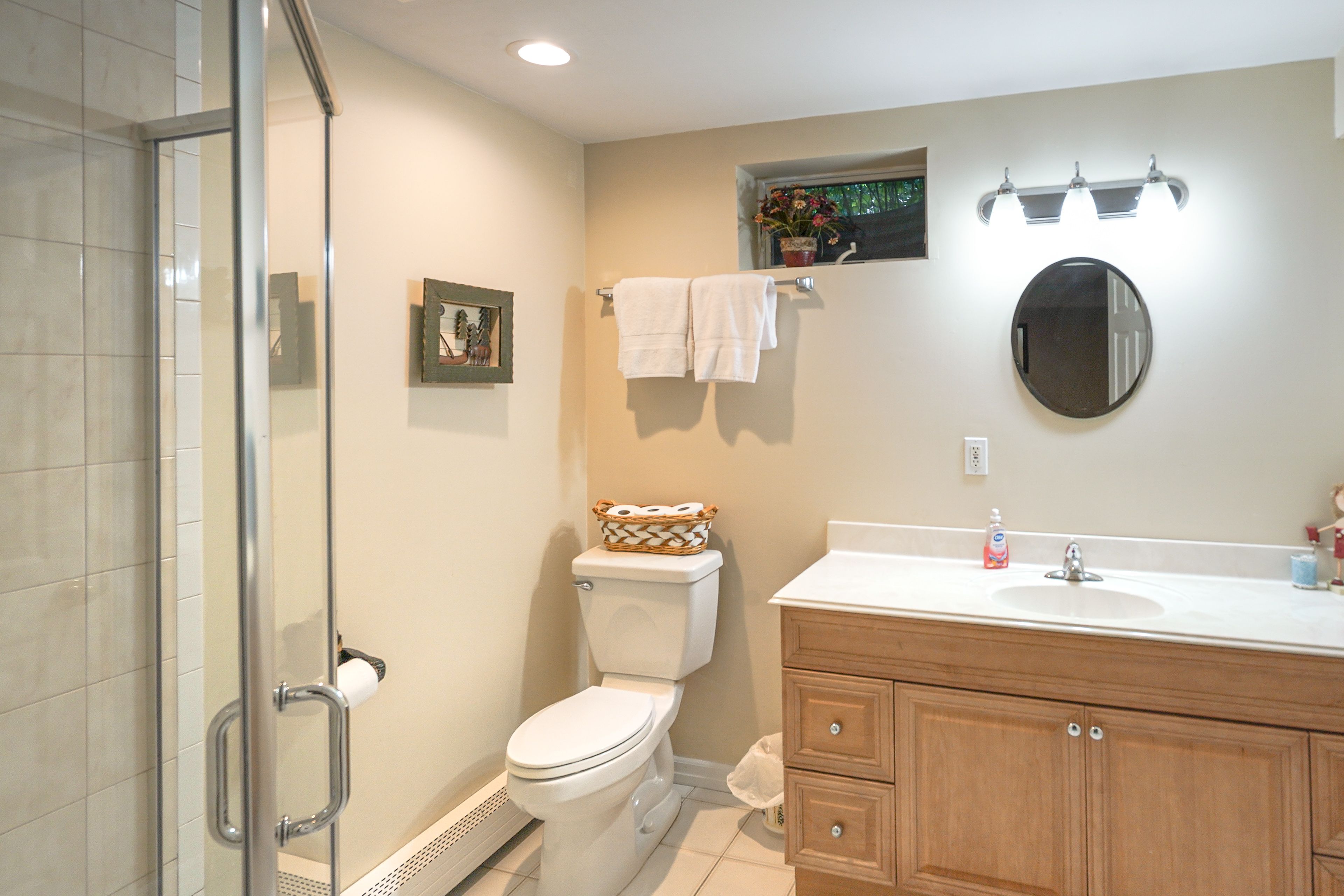 Full Bathroom | Basement