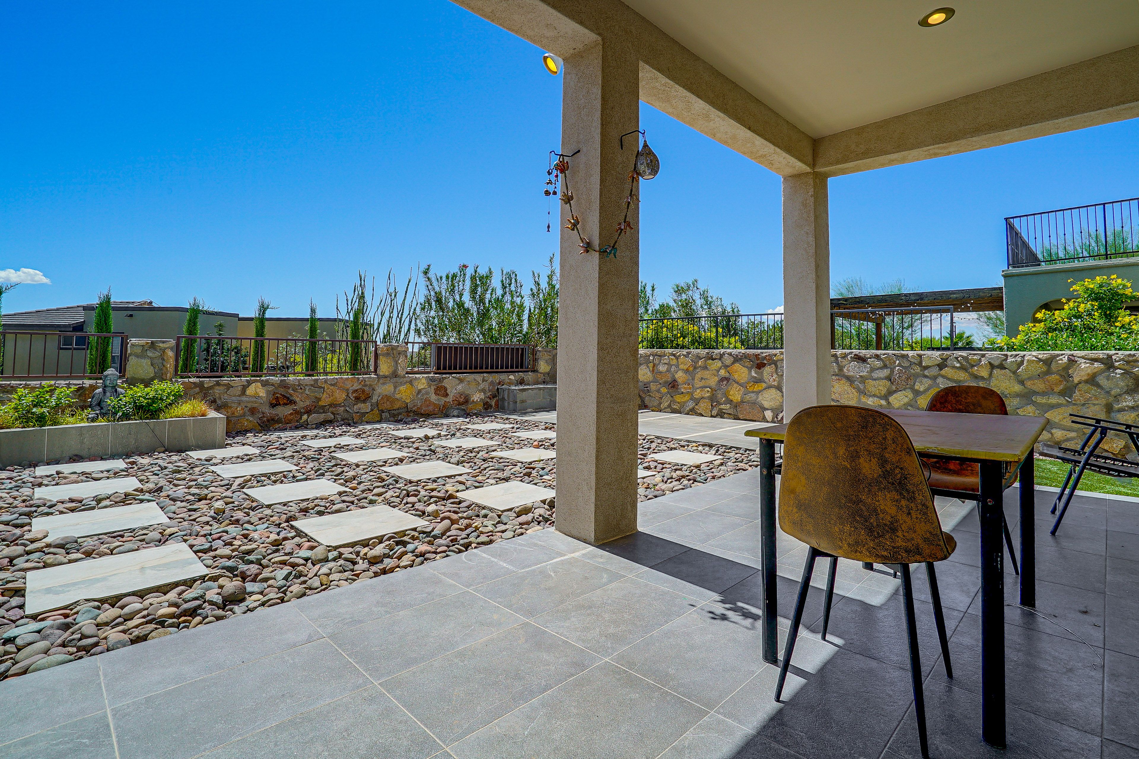 Private Patio & Yard