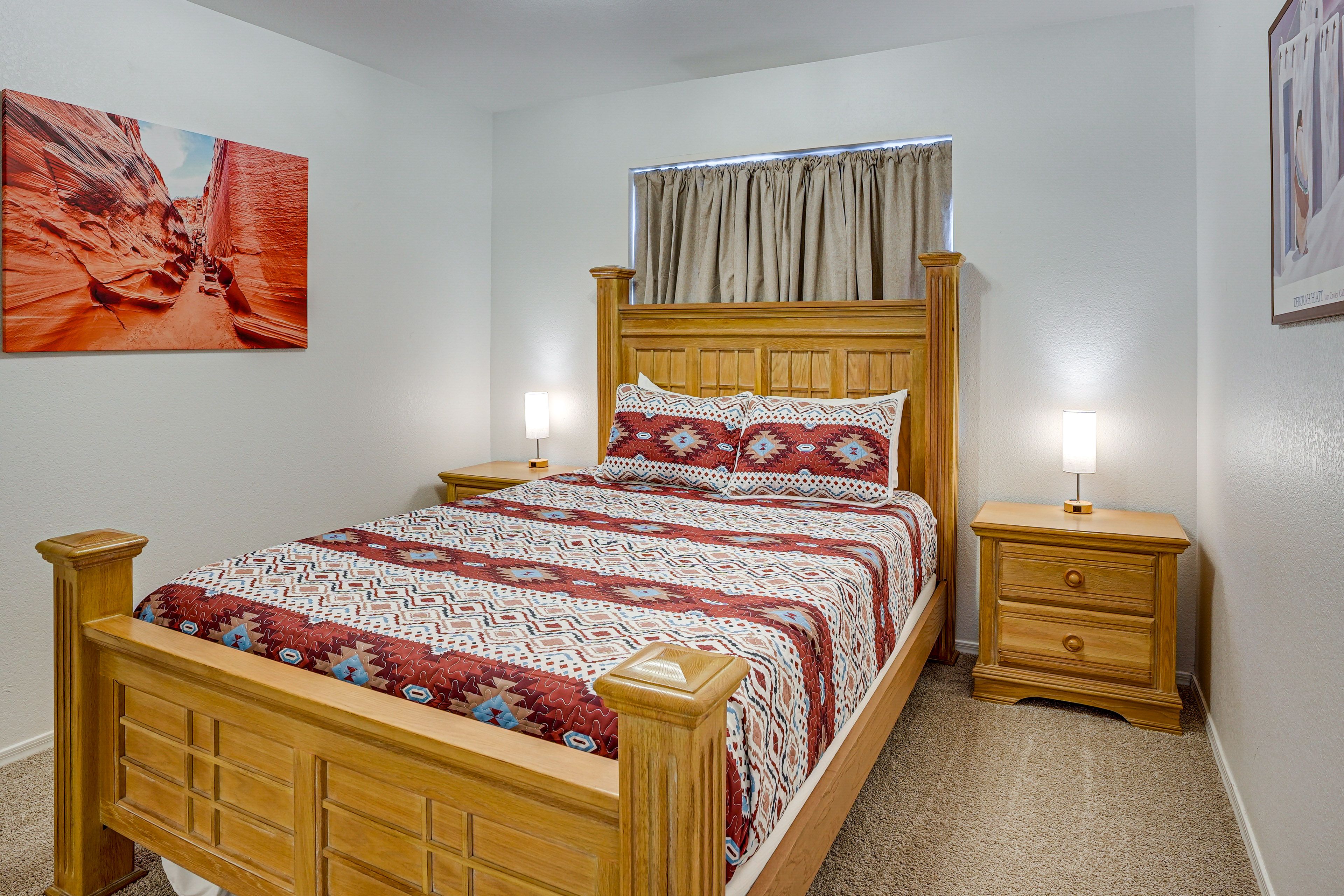 Bedroom 2 | Queen Bed