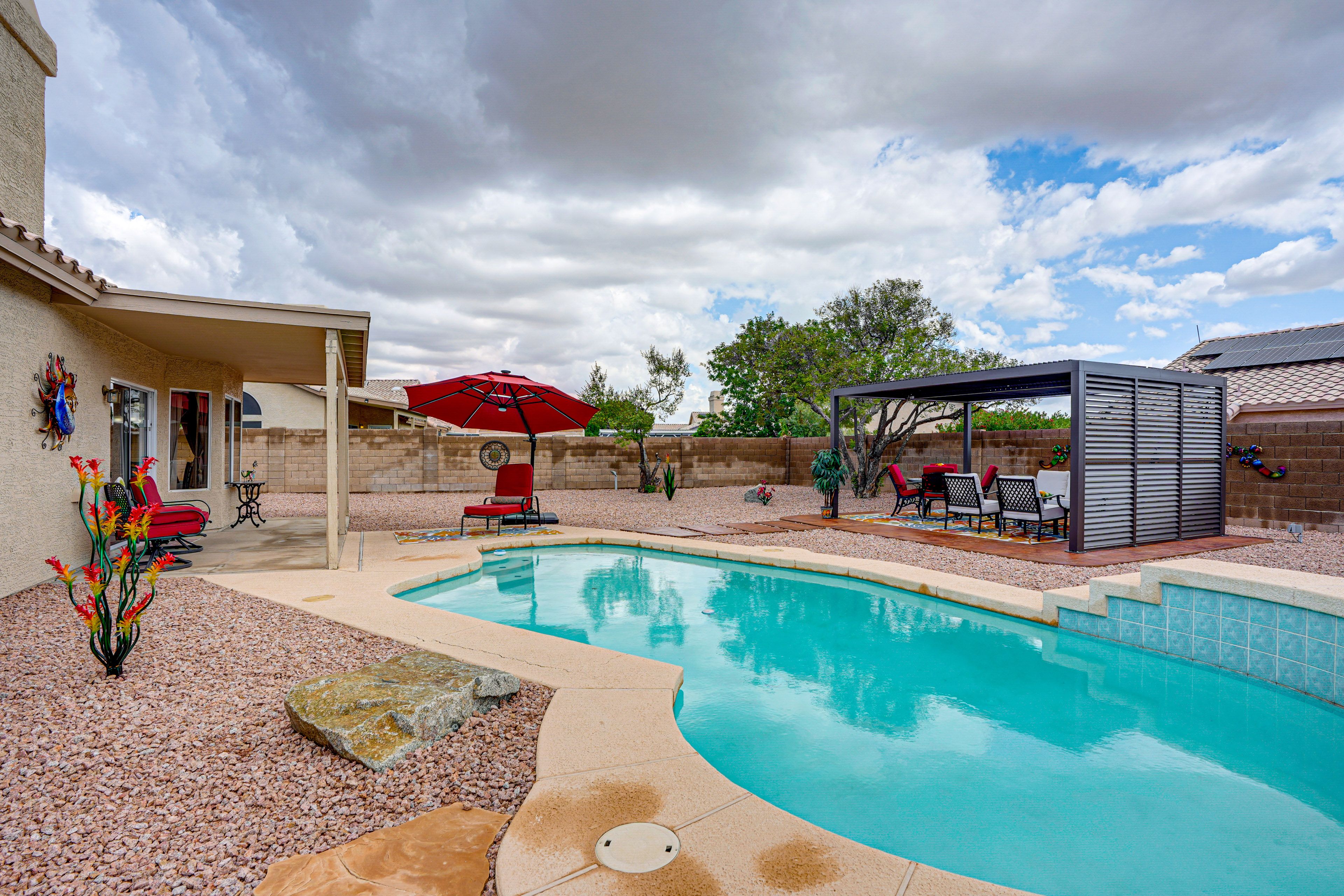 Peoria Vacation Rental | 4BR | 2BA | 2,000 Sq Ft