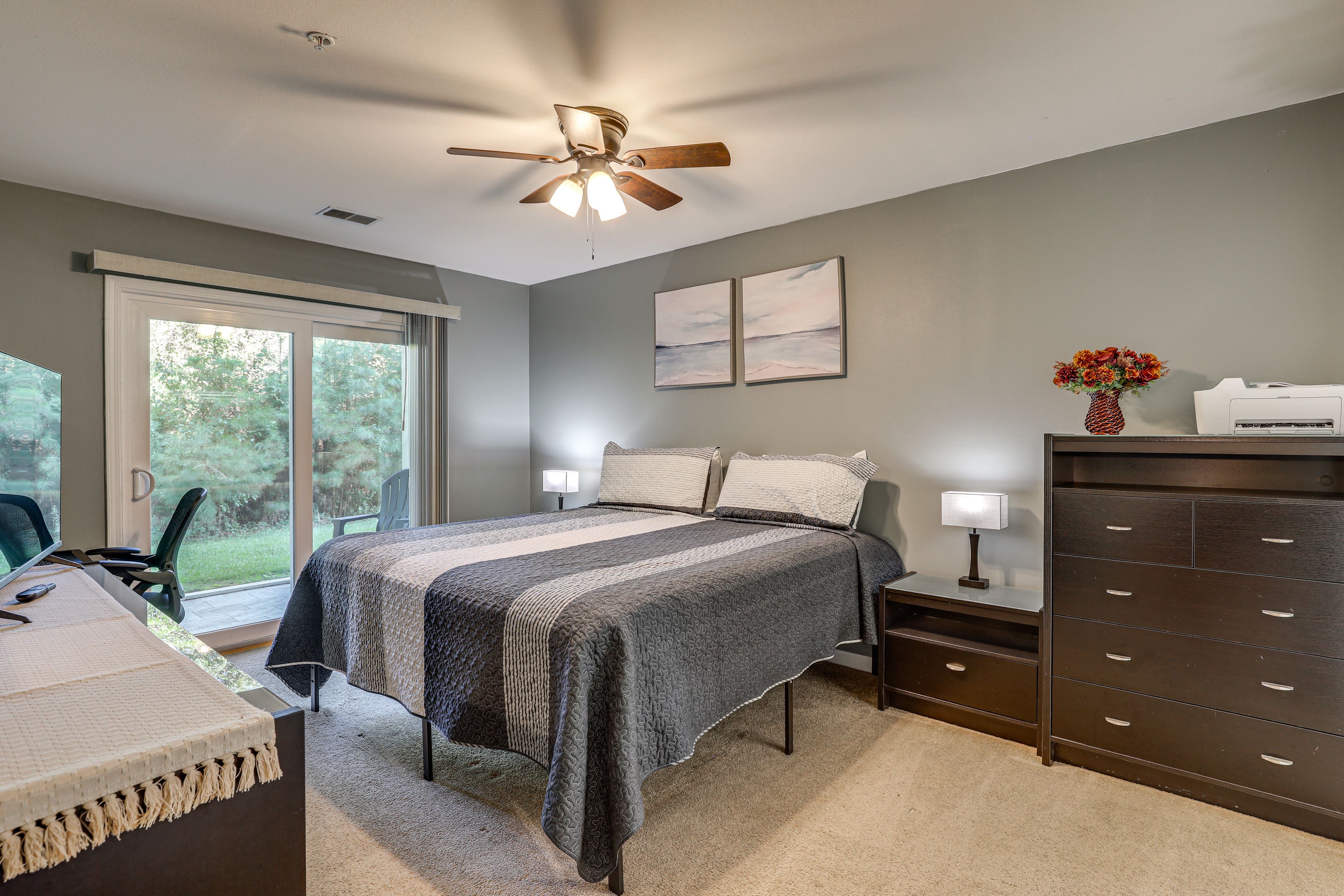 Bedroom 2 | Queen Bed