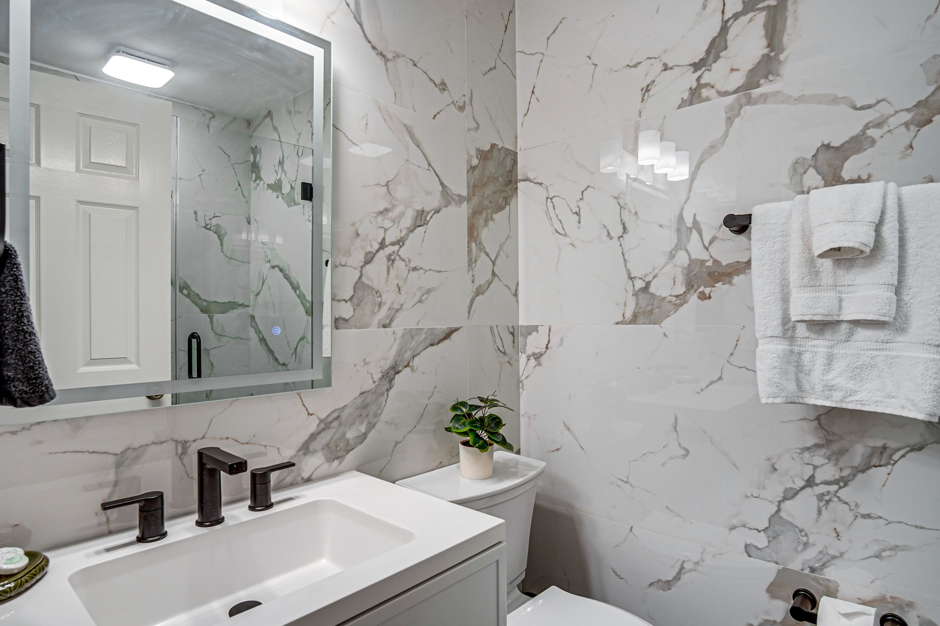 Full Bathroom