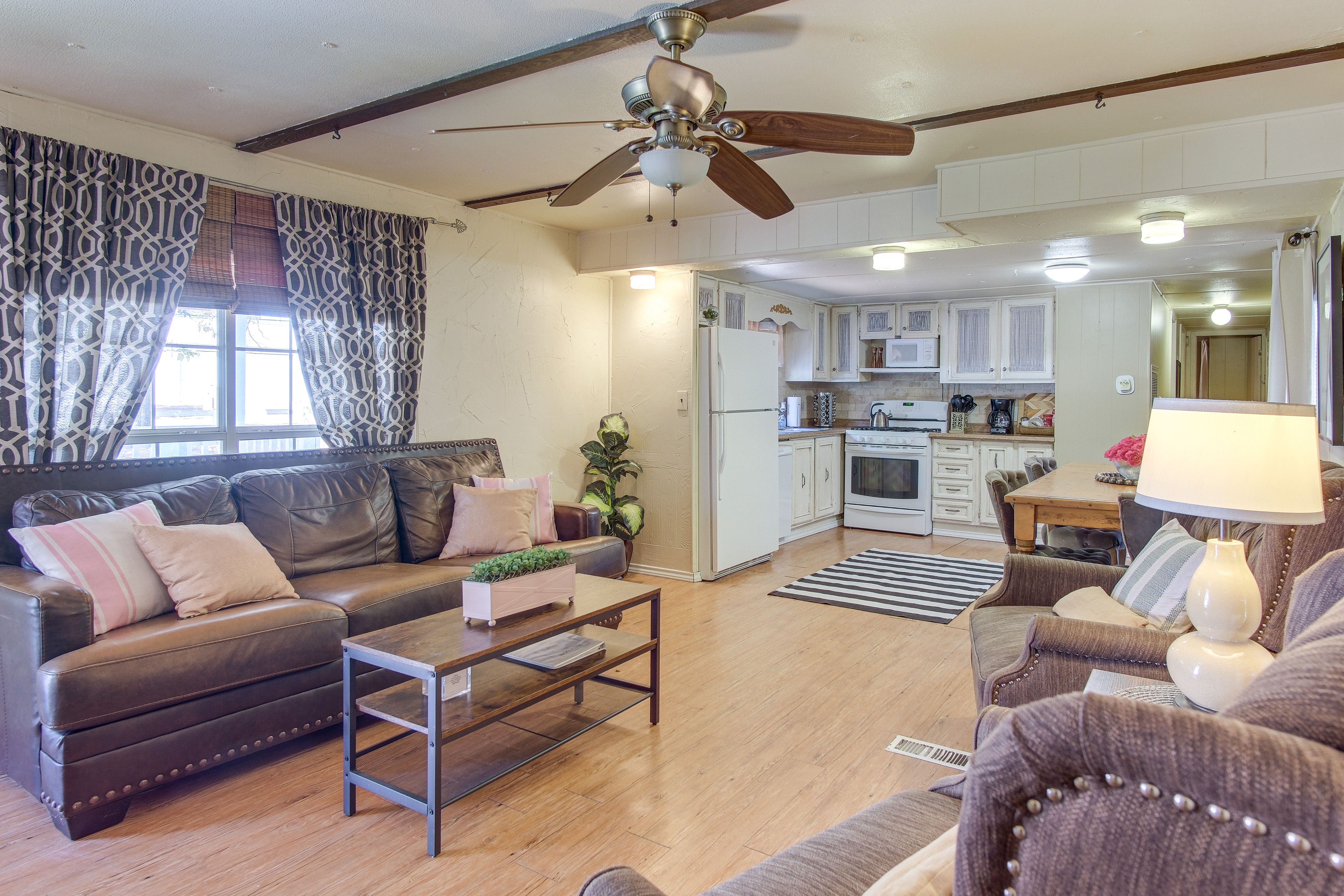 Living Room | Sleeper Sofa