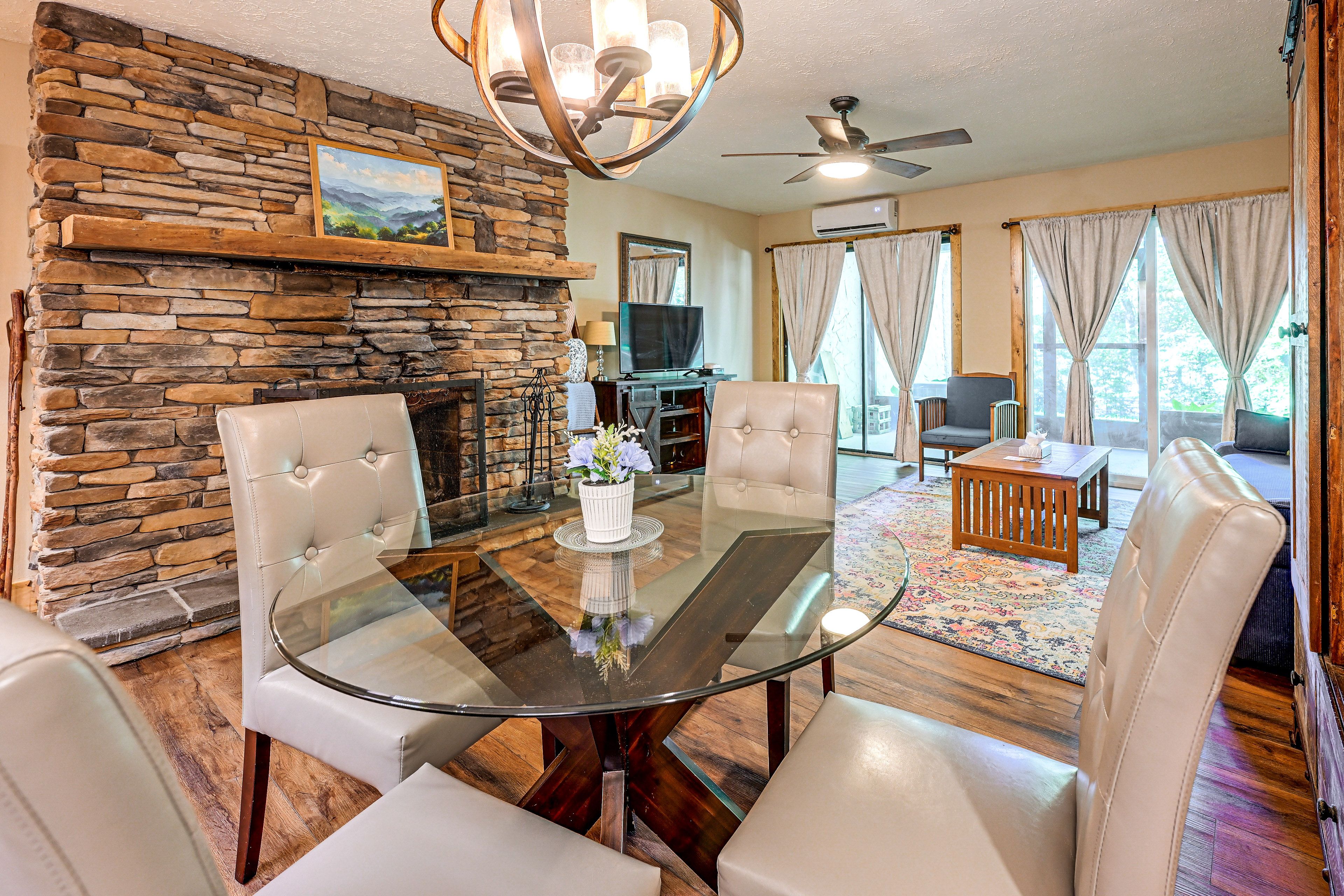 Interior | Dining