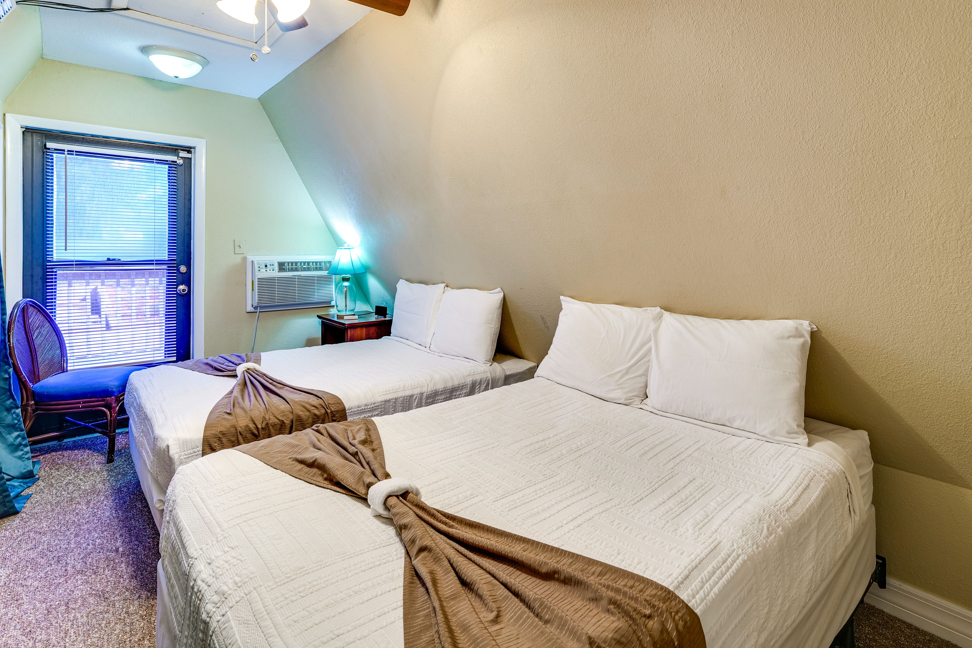 Bedroom 2 | 2 Full Beds | 2nd Floor
