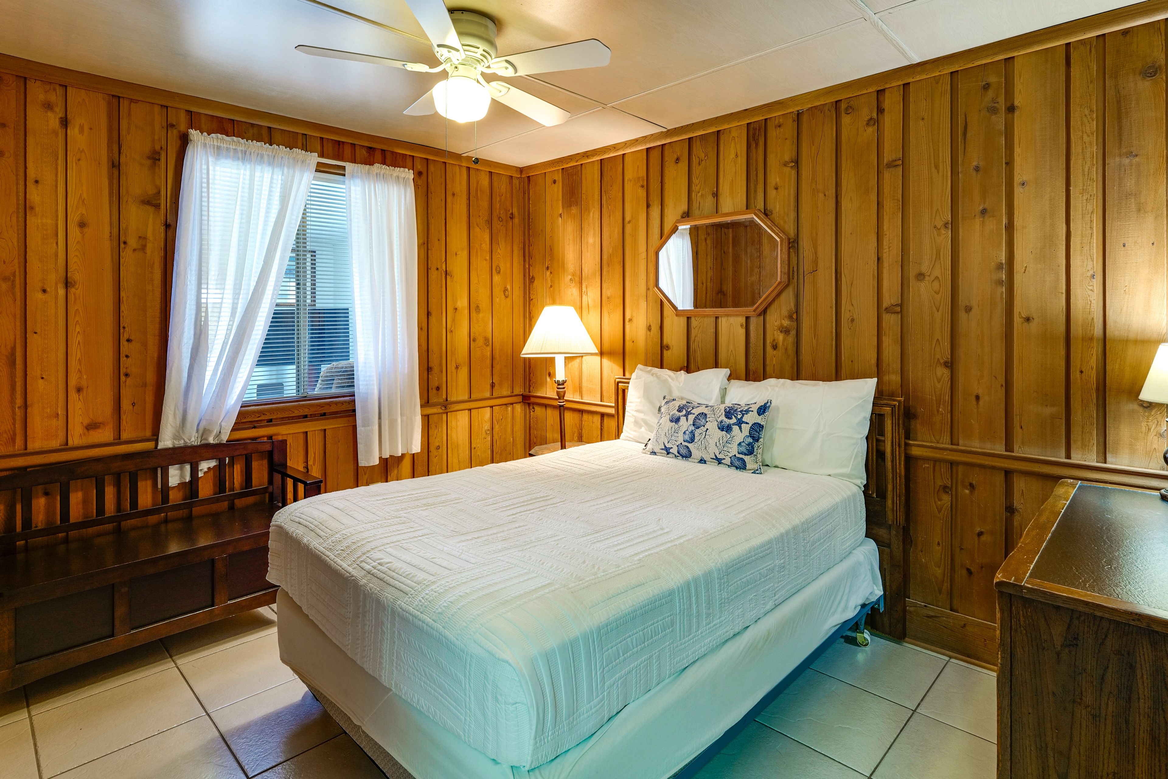 Bedroom 2 | Full Bed