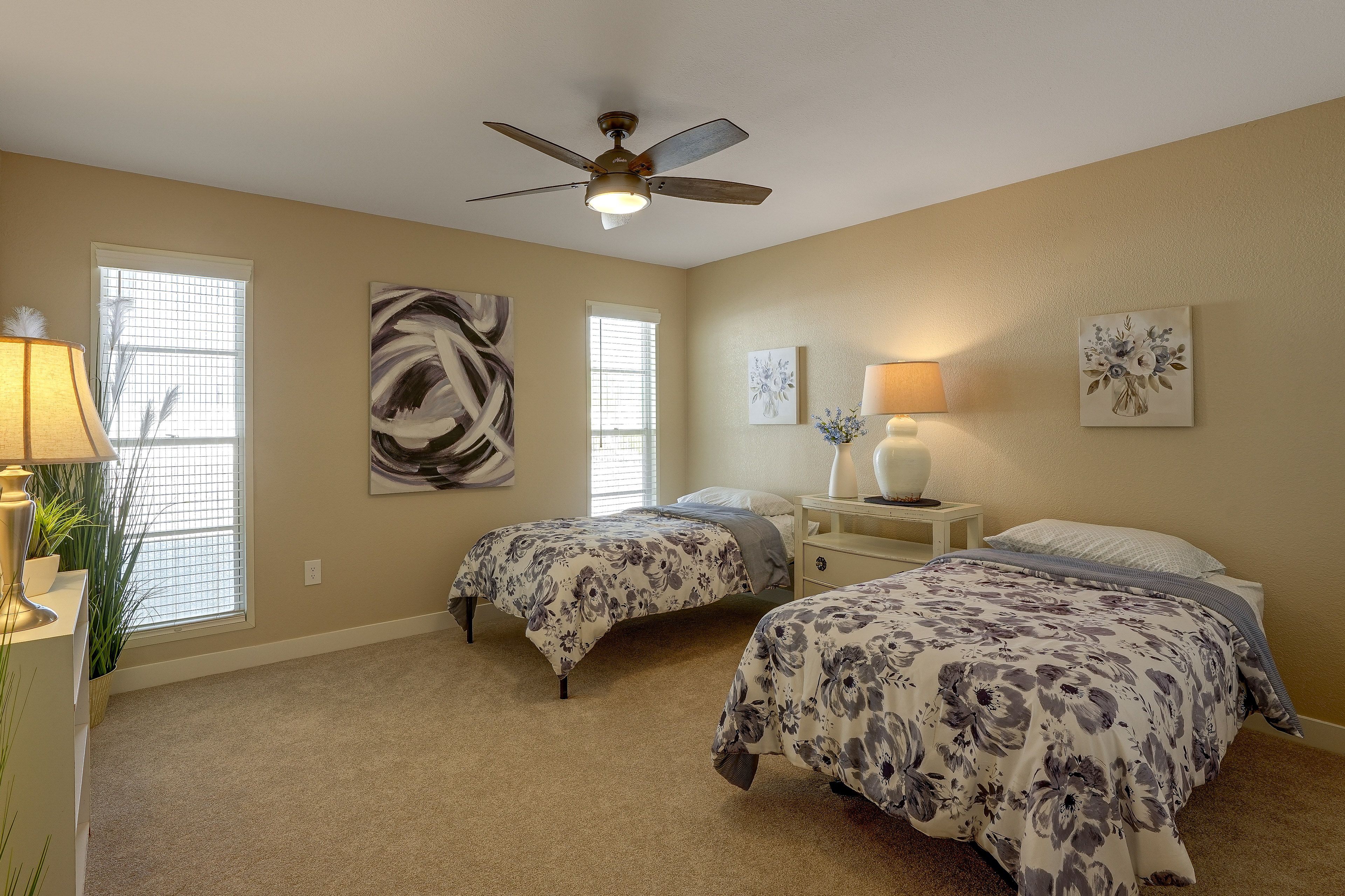 Bedroom 2 | 2 Twin Beds