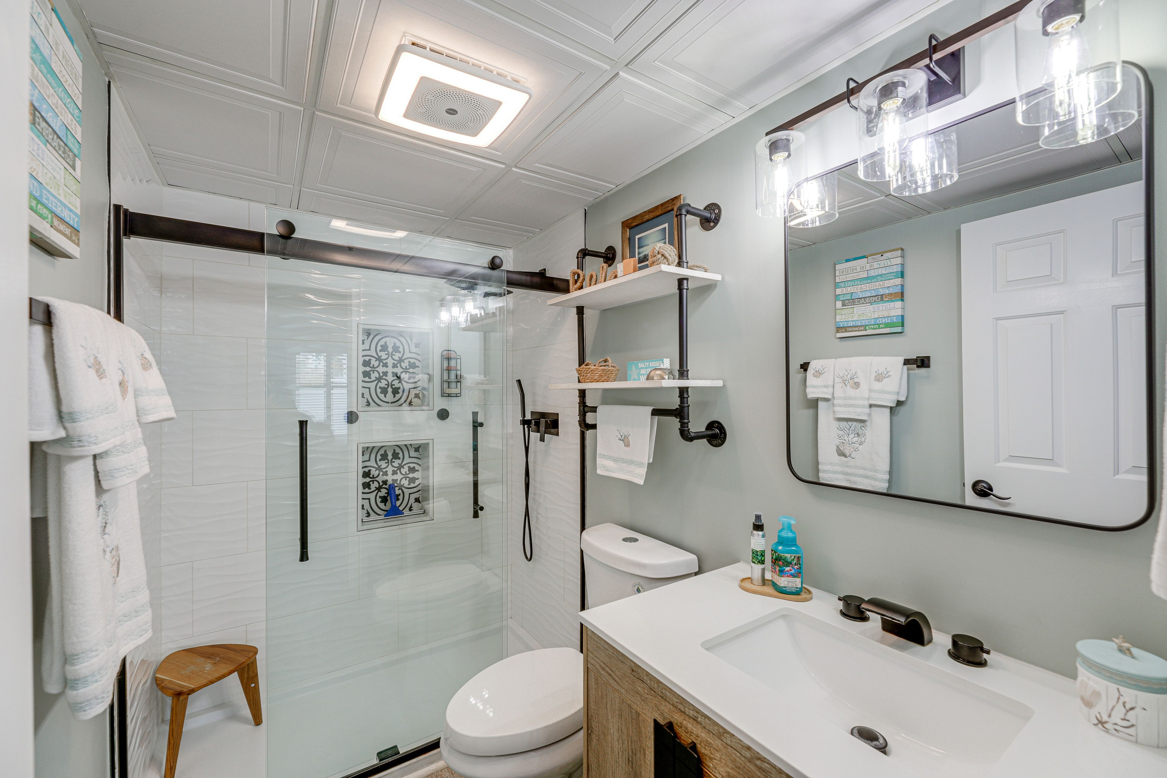 En-Suite Bathroom