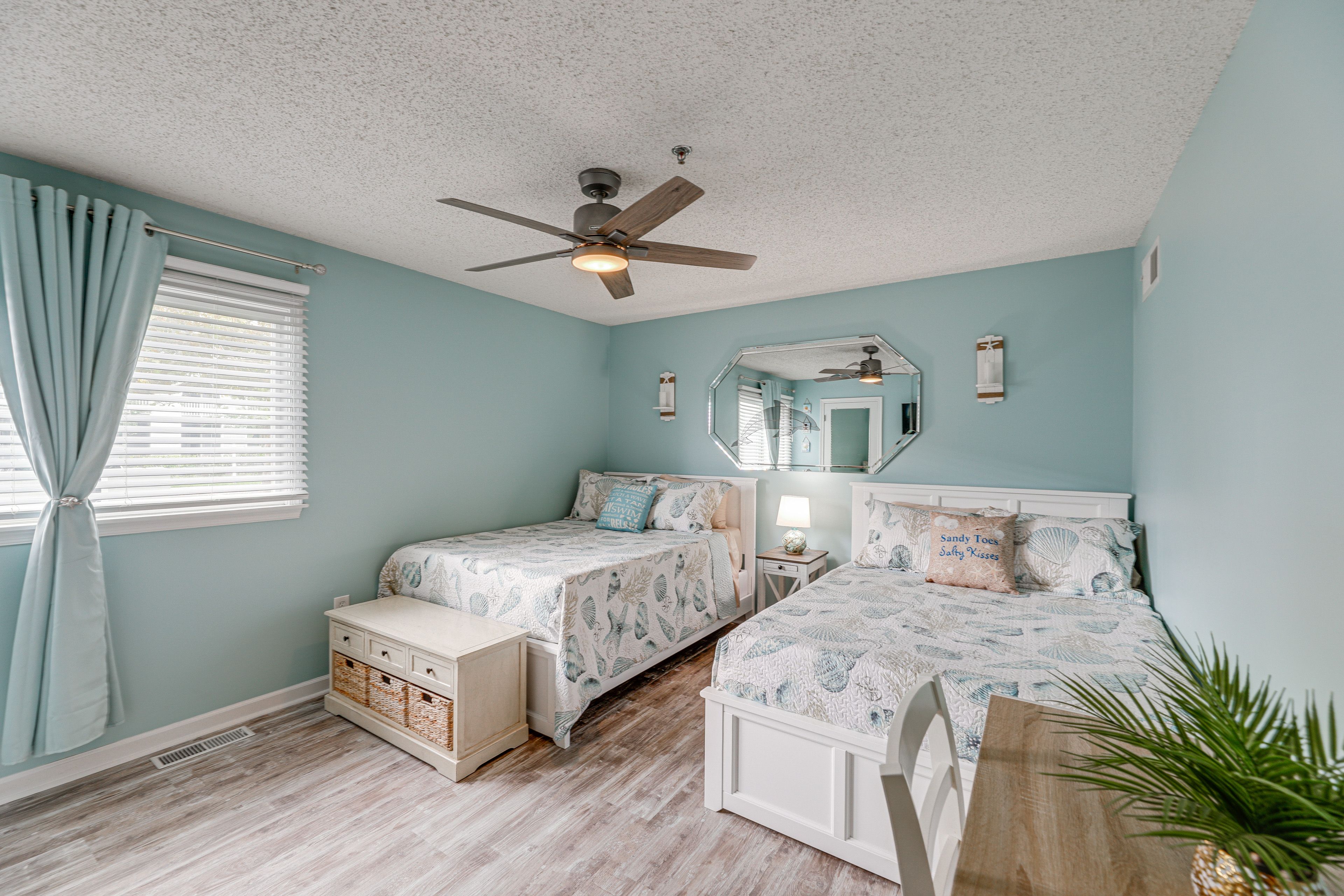 Bedroom 2 | 2 Full Beds
