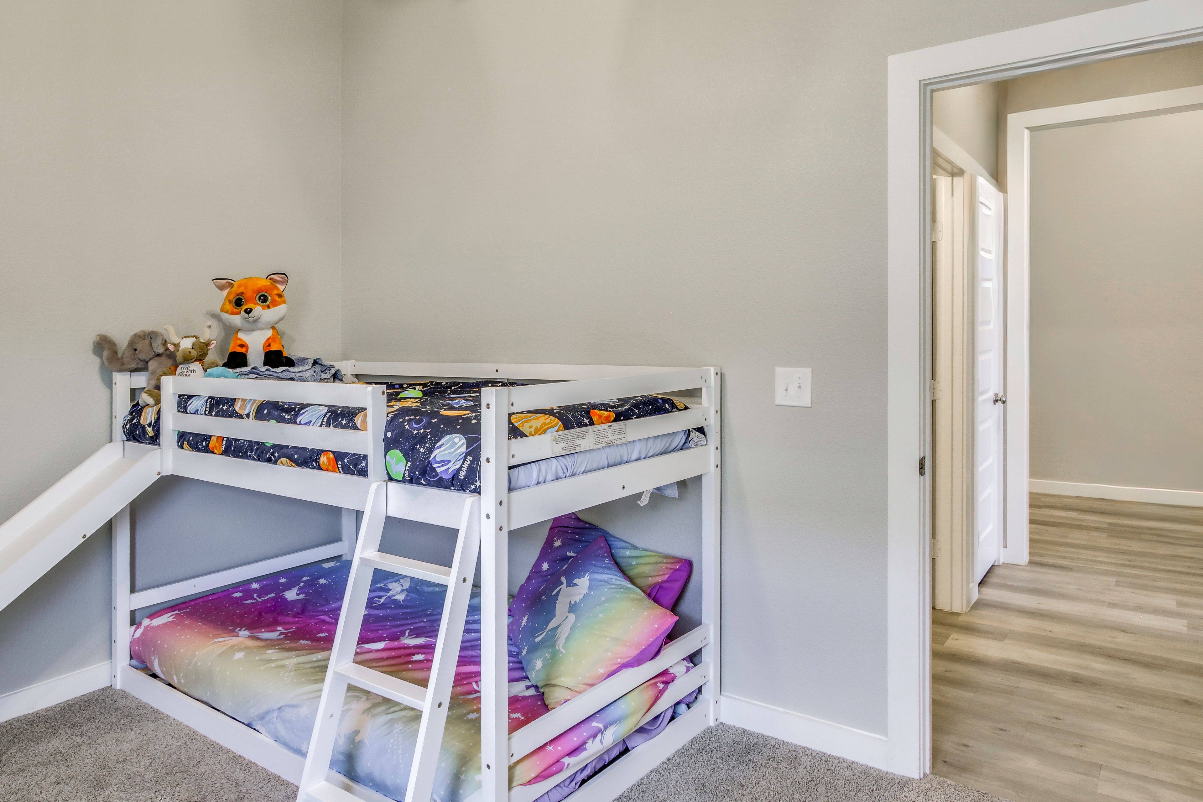 Bedroom | Twin Bunk Bed