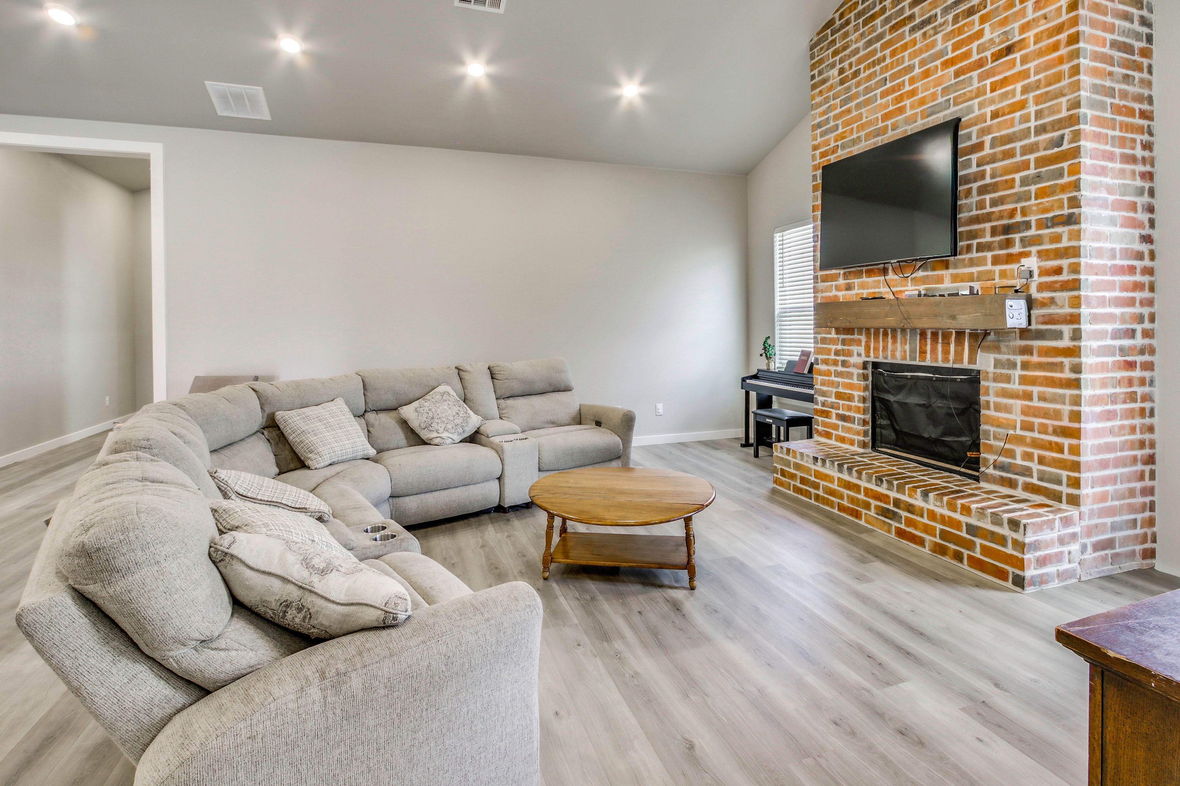 Amarillo Vacation Rental | 4BR | 3BA | 2,700 Sq Ft