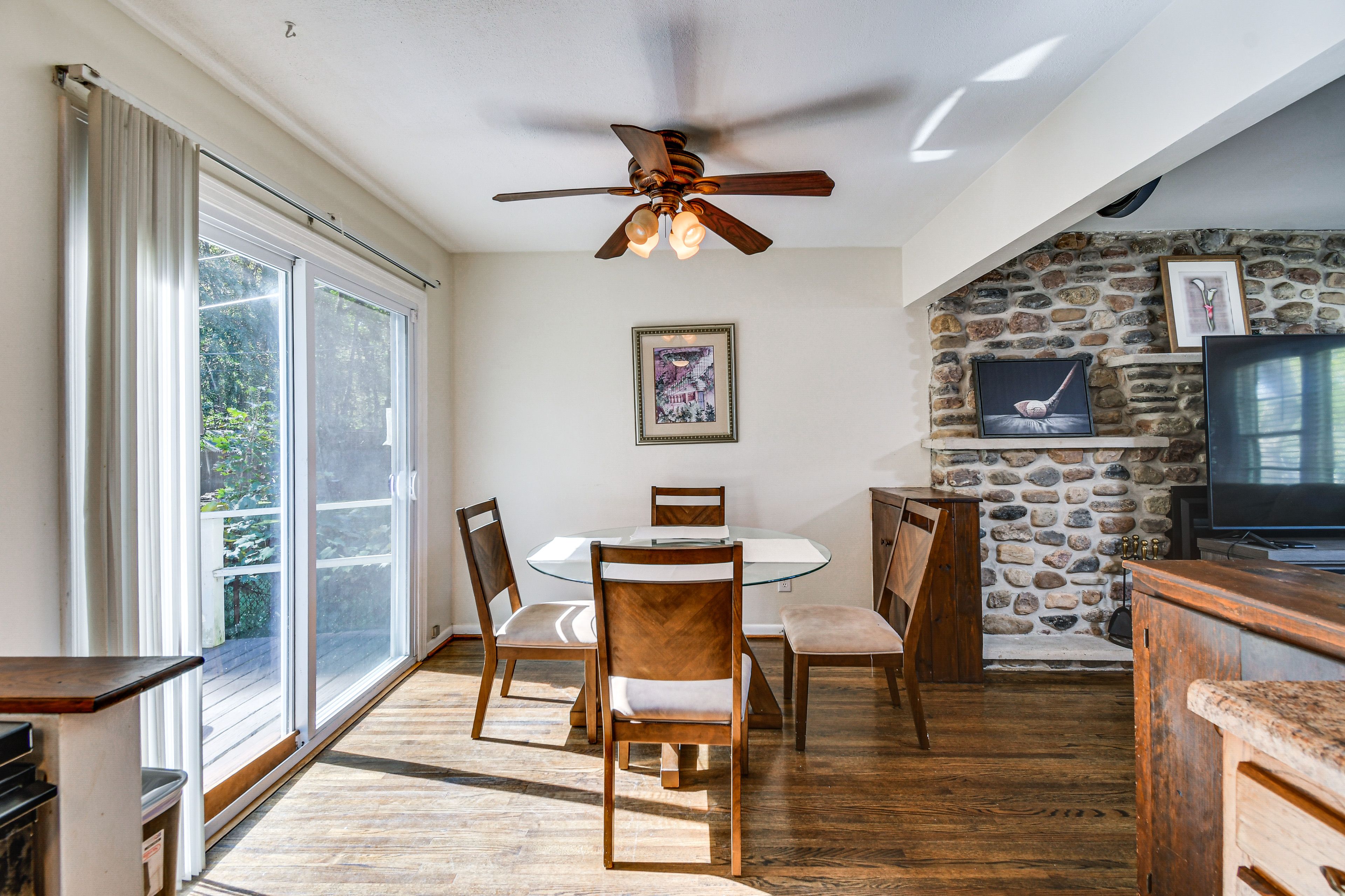 Dining Area | 1st Floor