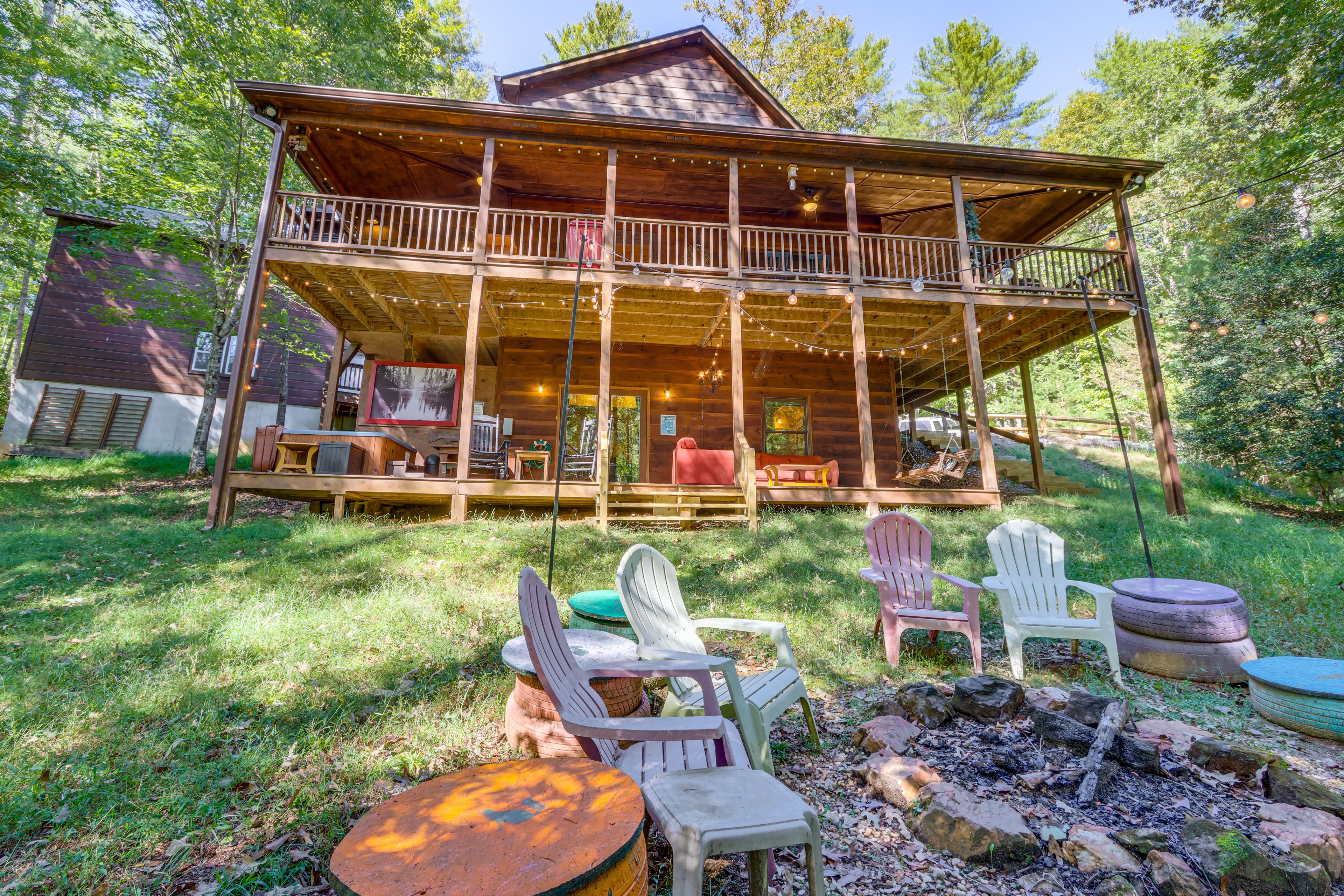 Blue Ridge Vacation Rental | 4BR | 3BA | 3,556 Sq Ft