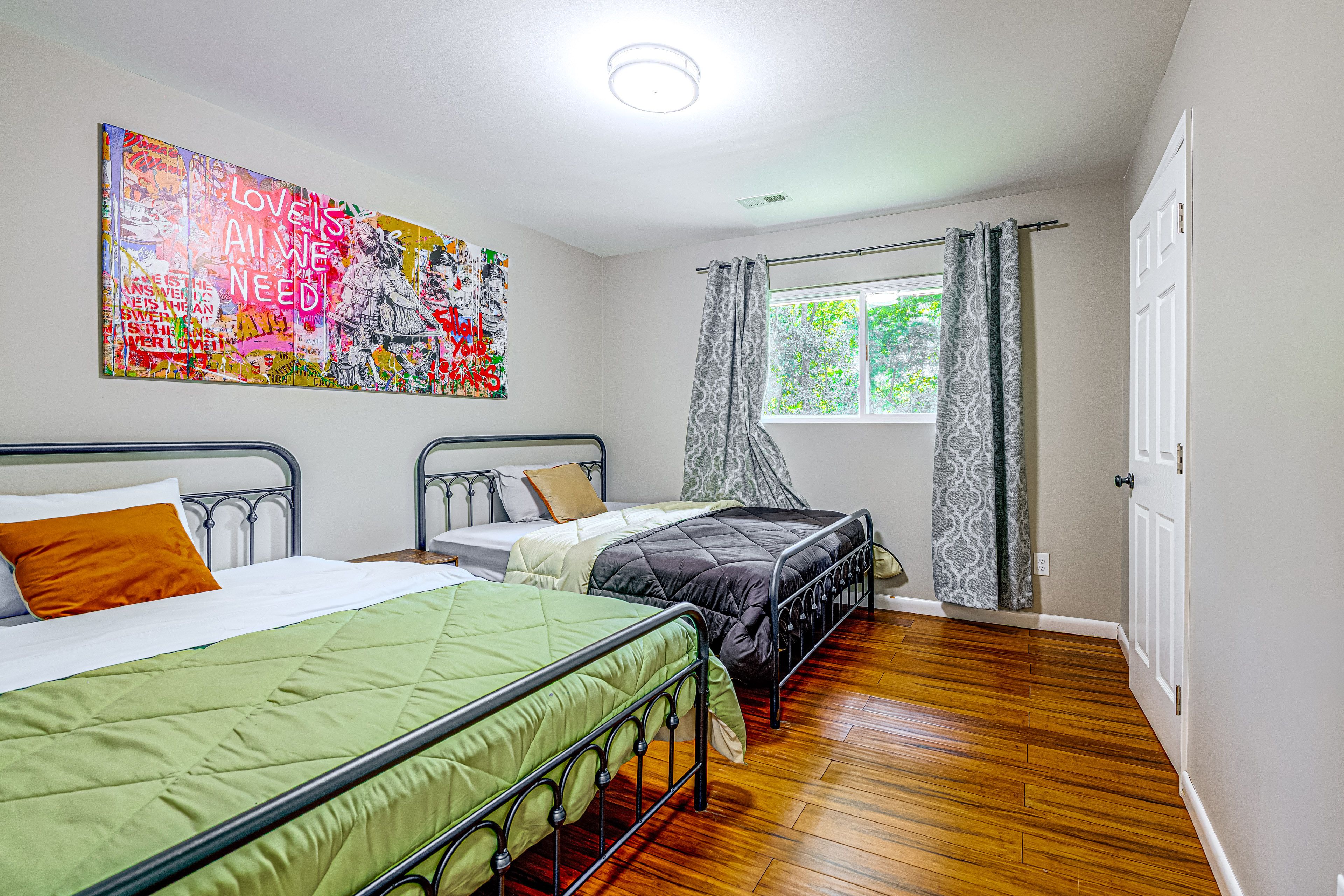 Bedroom 3 | 2 Queen Beds