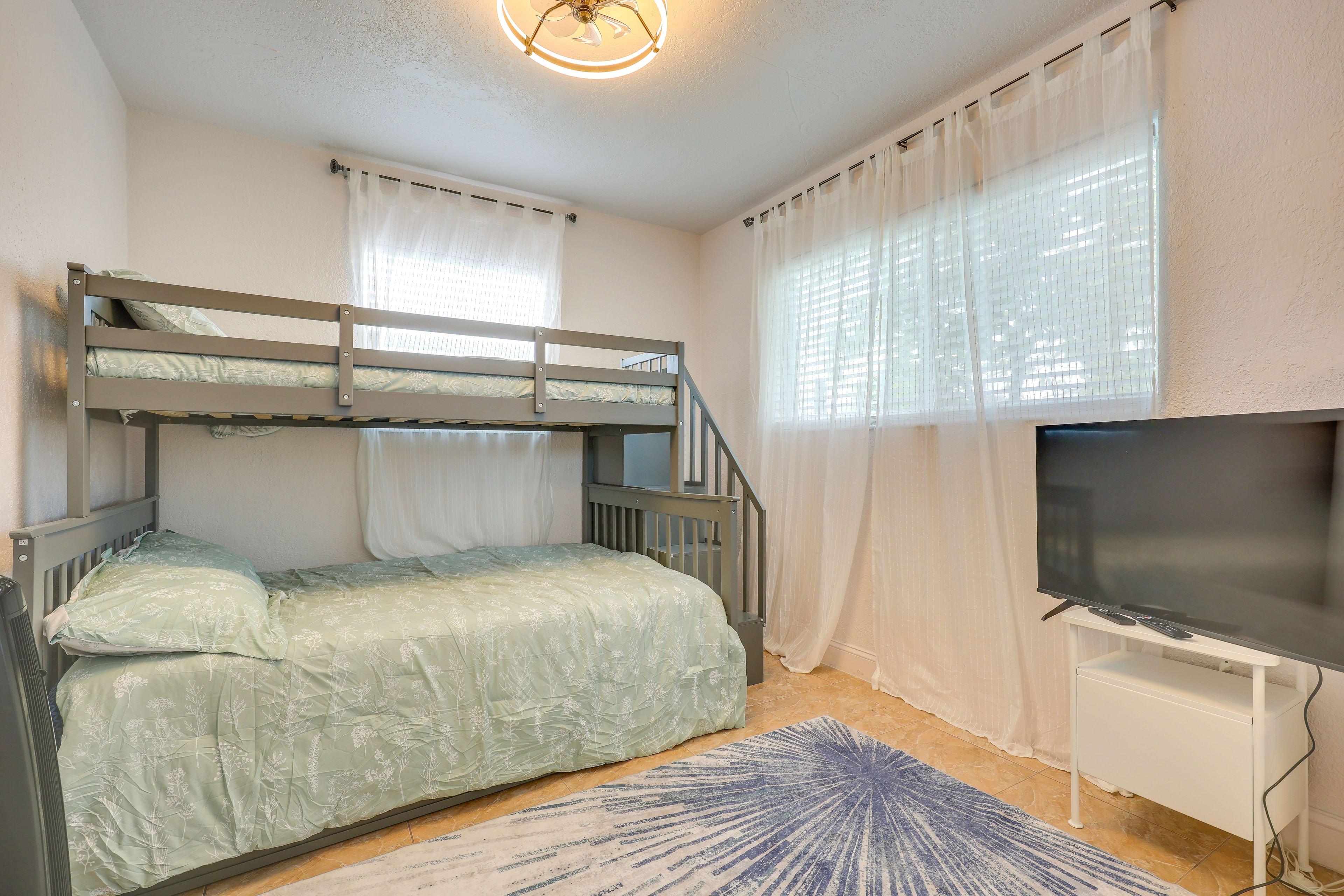 Main House | Bedroom 2 | Twin/Full Bunk Bed w/ Twin Trundle