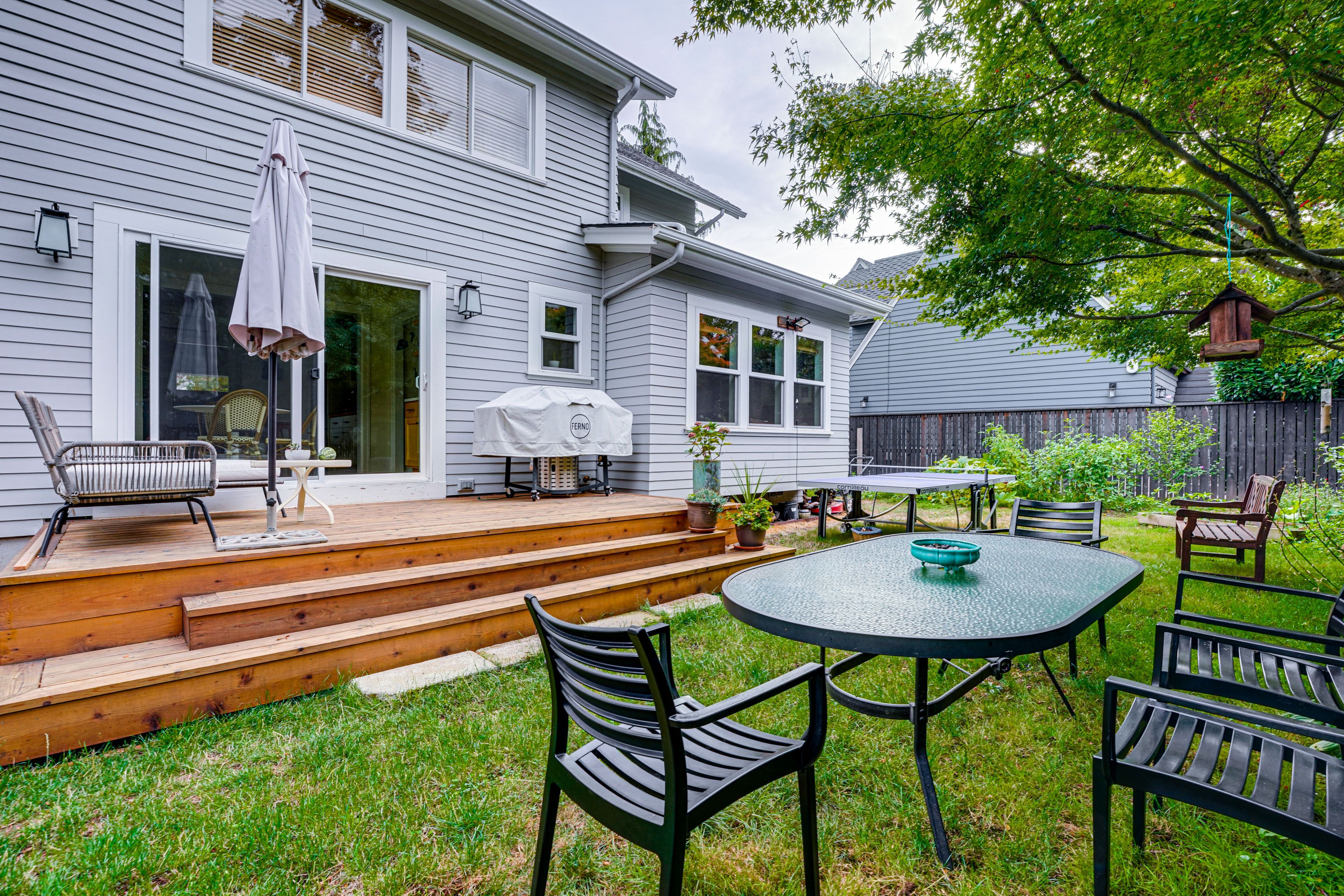 Backyard | Ping-Pong Table | Deck