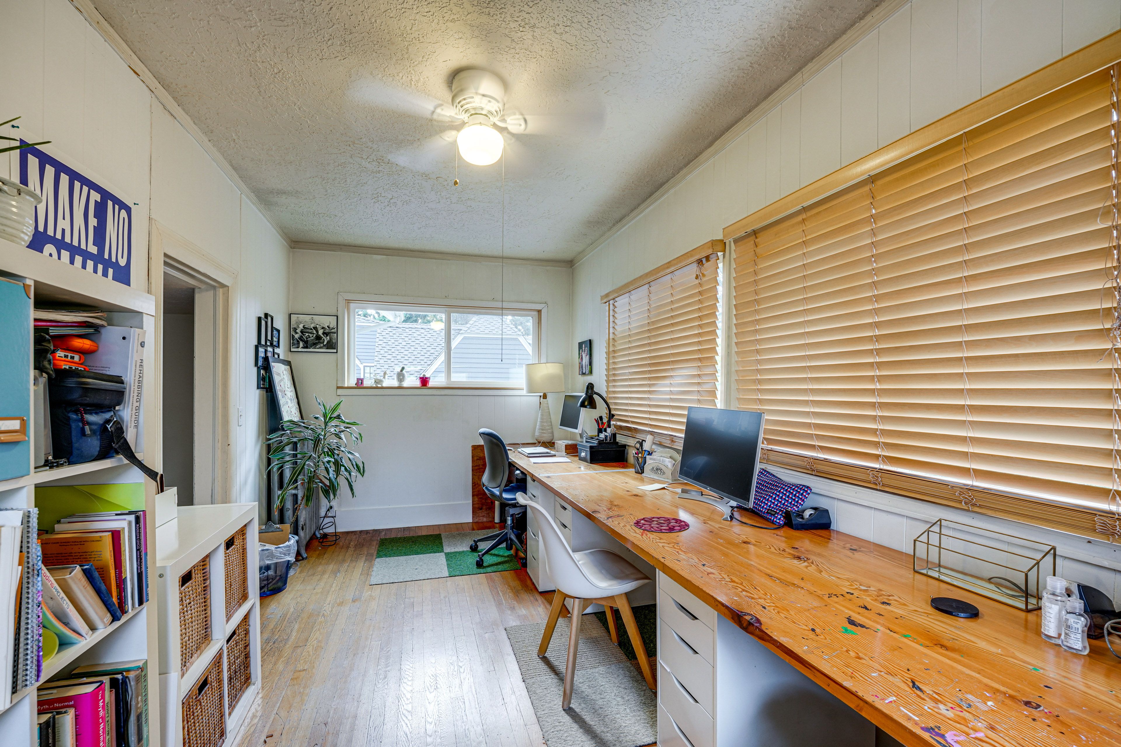 Office | 2 Monitors | Books