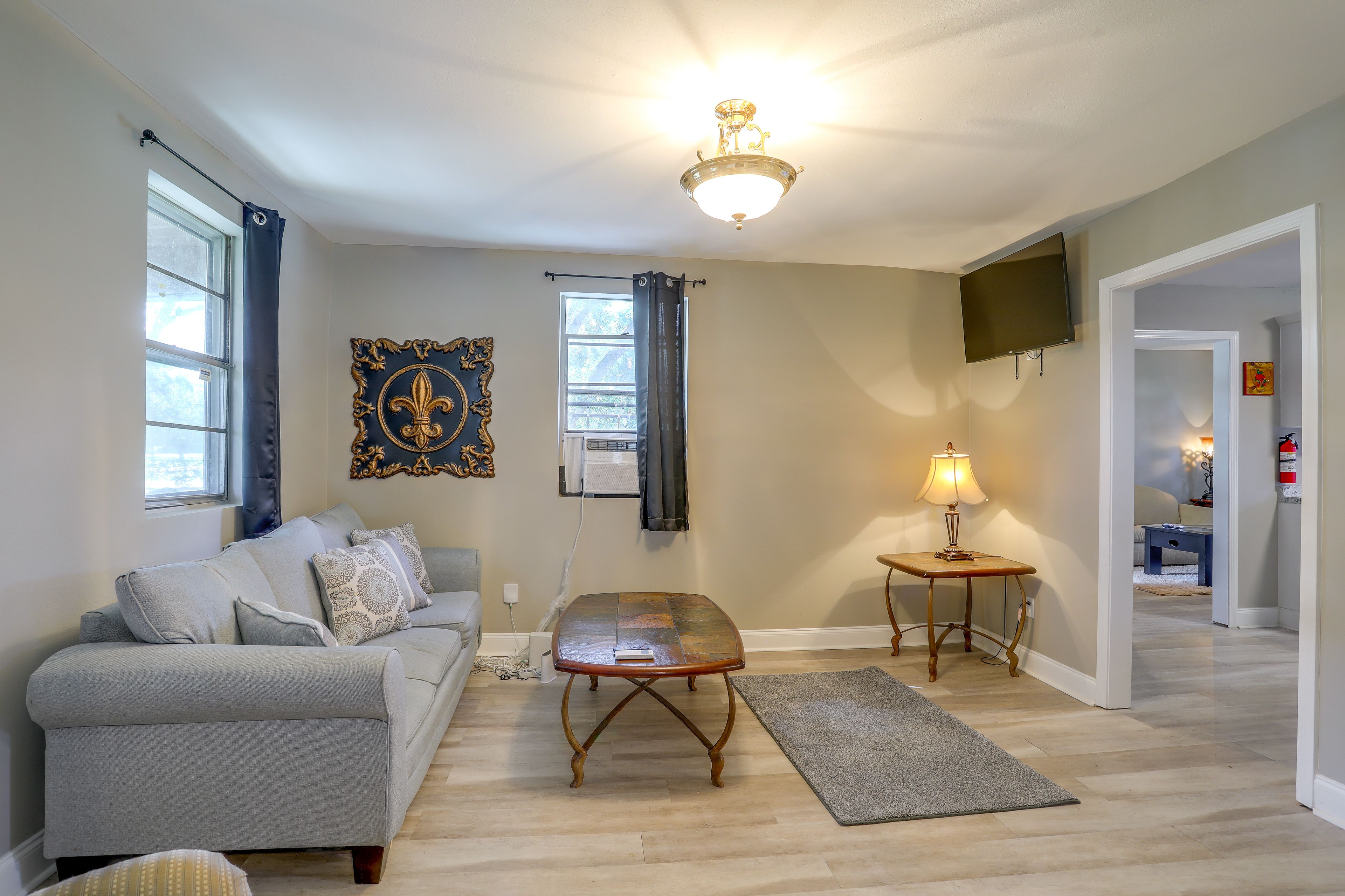 Living Room | Queen Sleeper Sofa