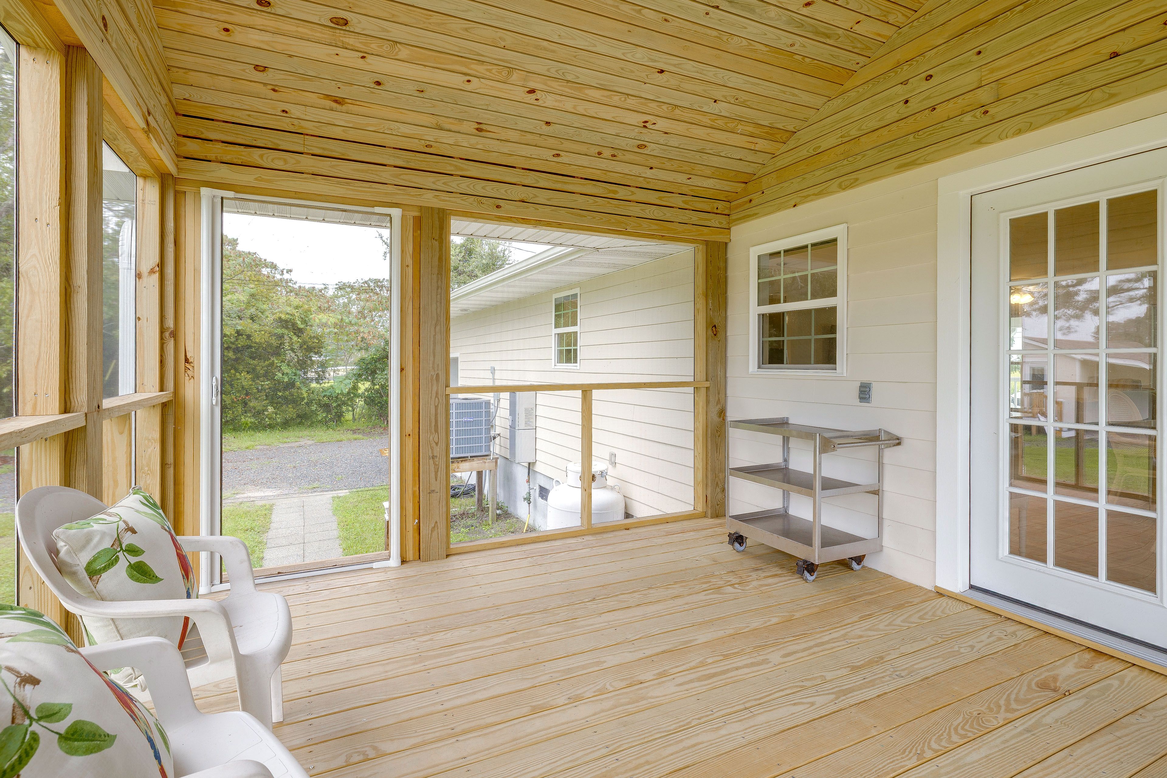 Screened Deck