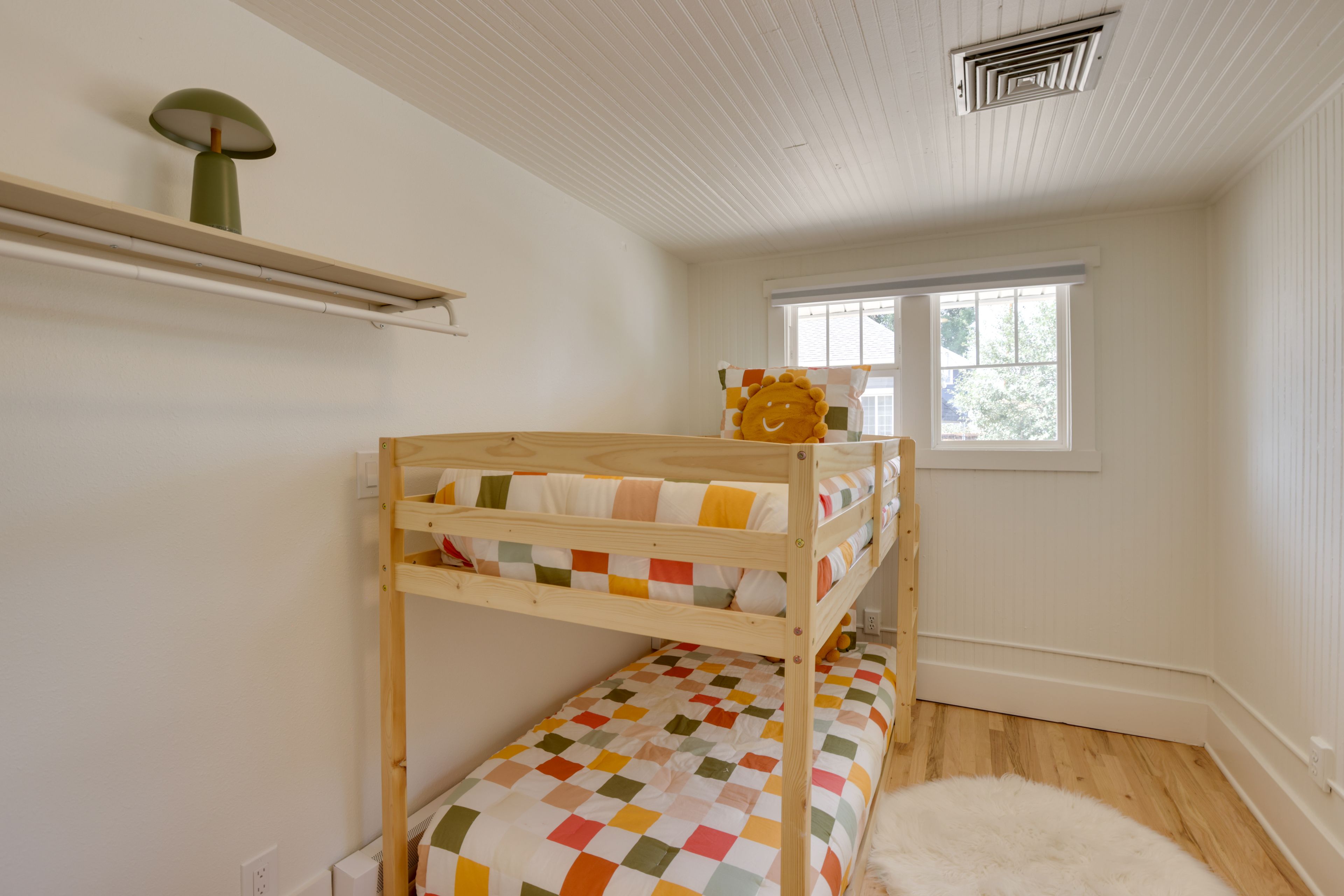 Bedroom 2 | Twin Bunk Bed | 1st Floor