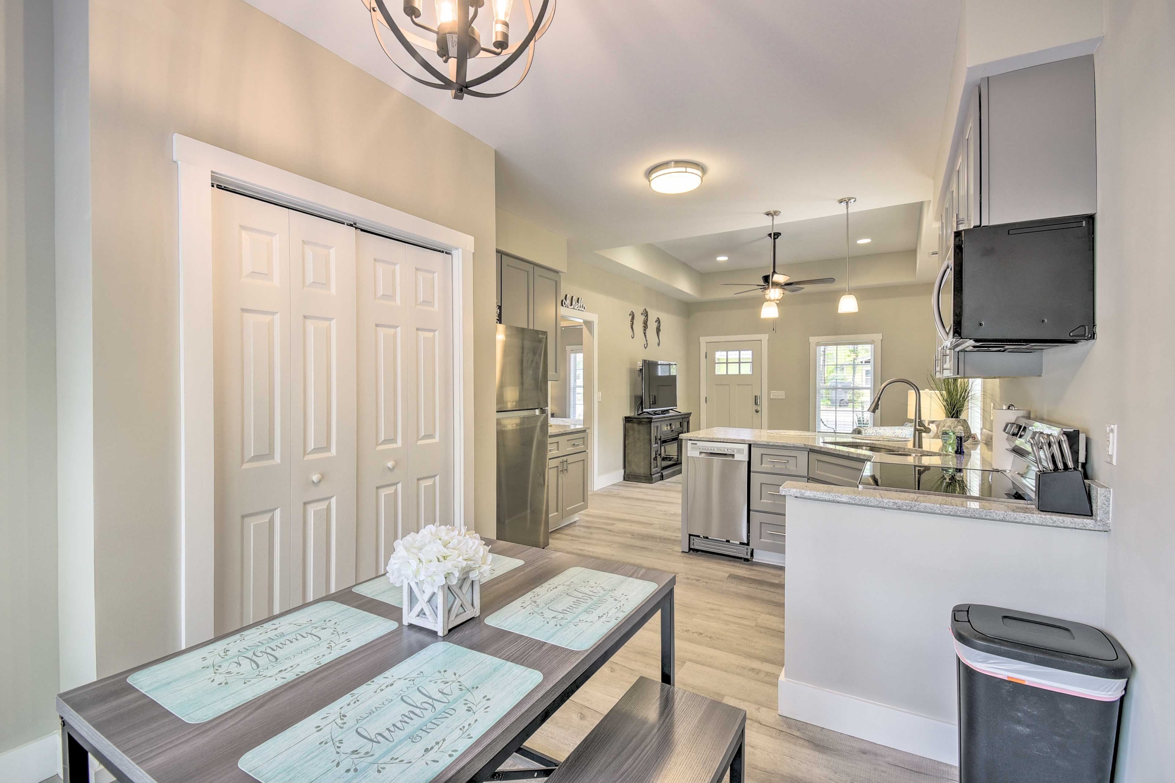 Unit A | Dining Area