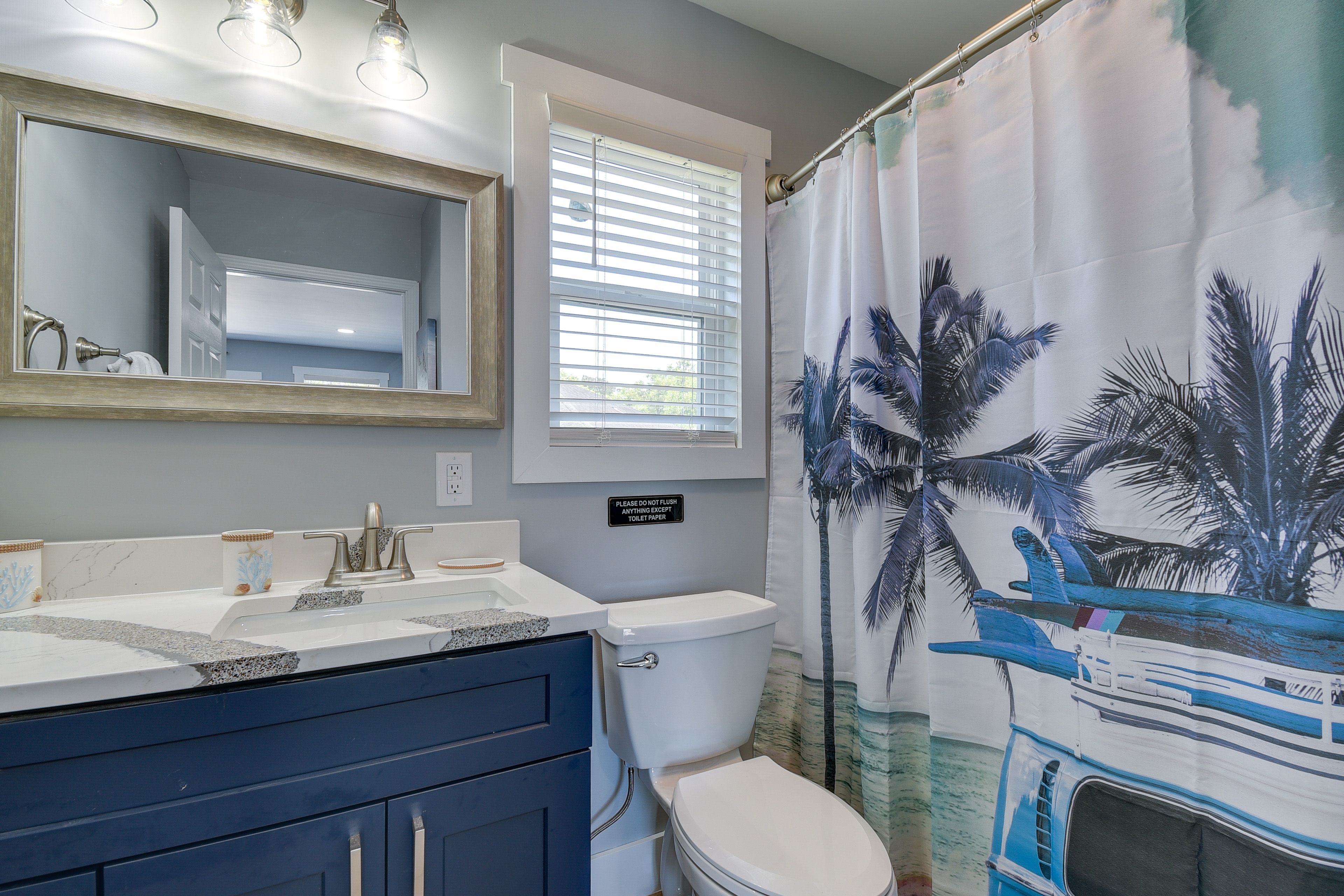 Unit C/Studio | Full Bathroom | Starter Pack of Towels