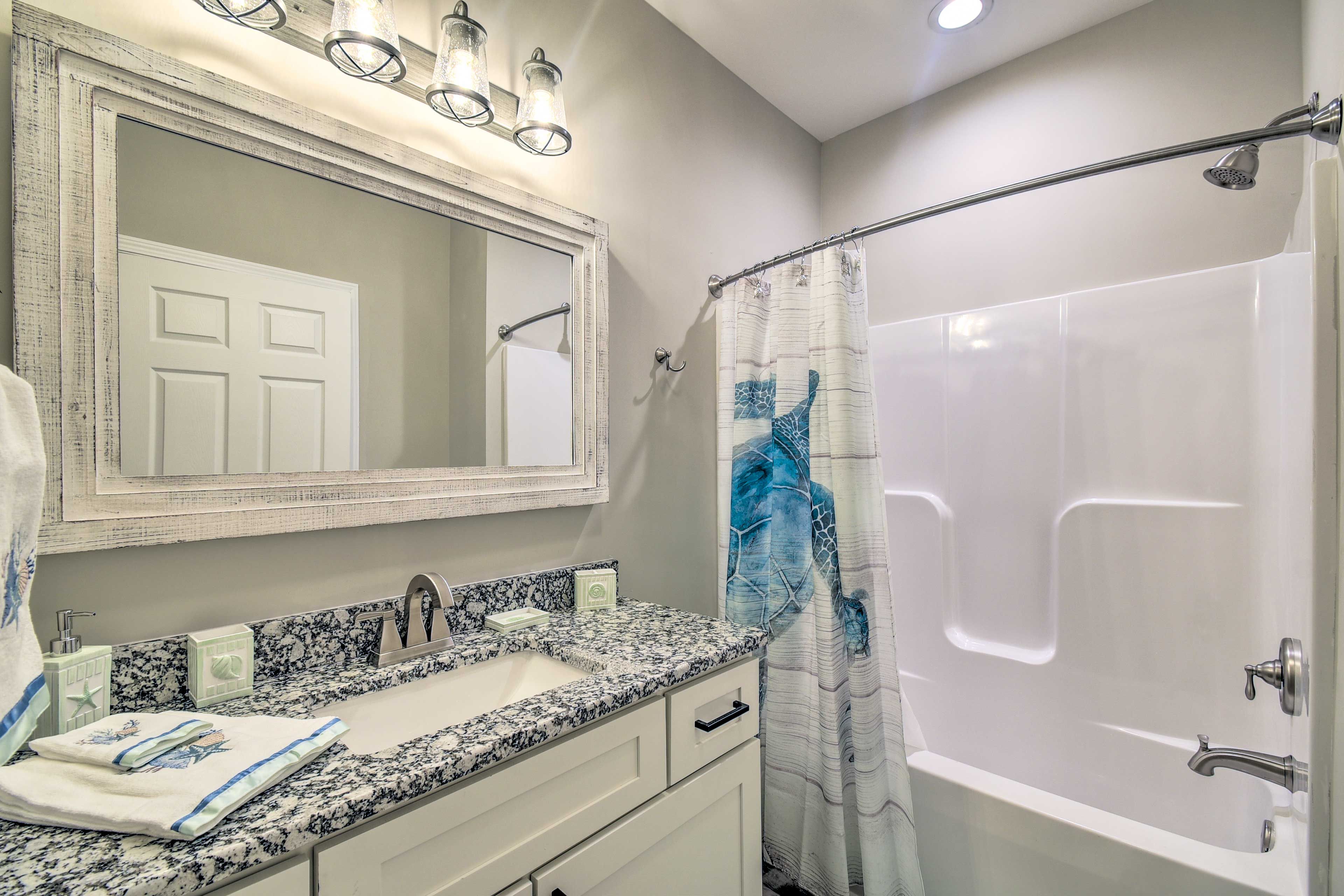 Unit B | Full Bathroom | Shower/Tub Combo