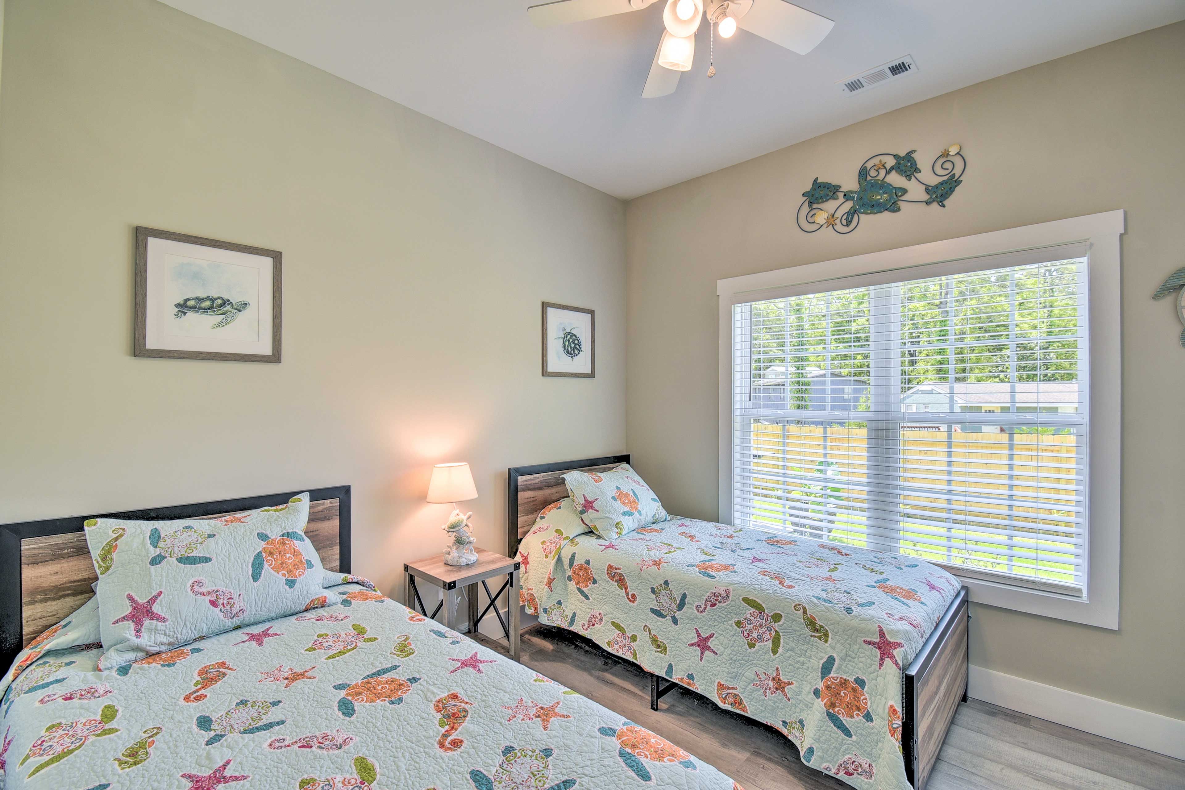 Unit B | Bedroom 4 | 2 Twin Beds