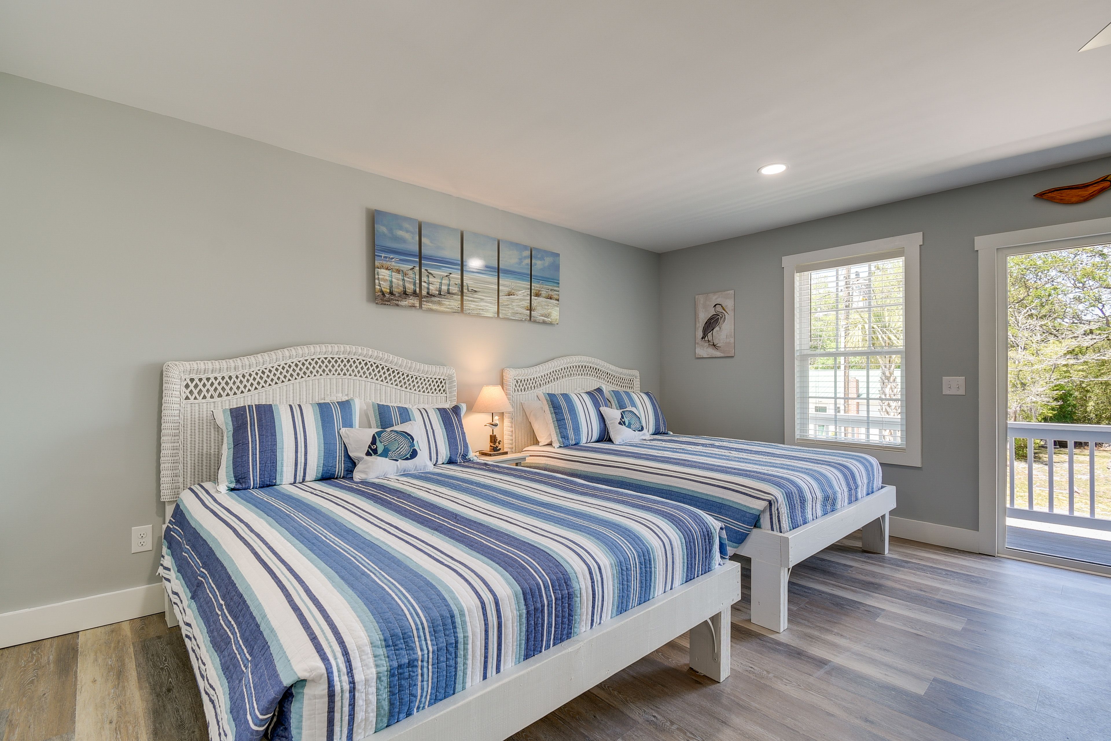 Unit C | Studio (Bedroom 5) | 2 Queen Beds