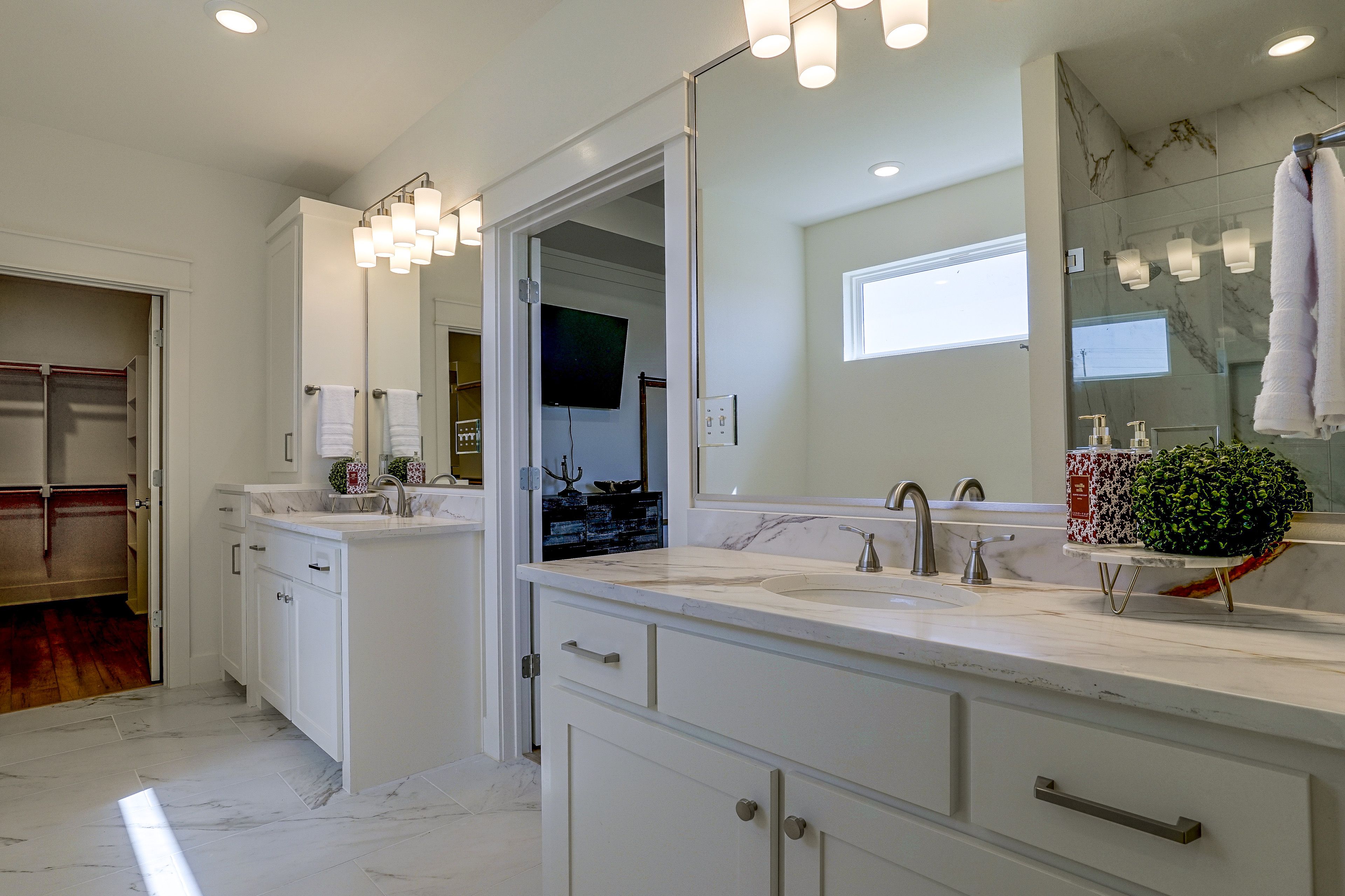 En-Suite Bathroom