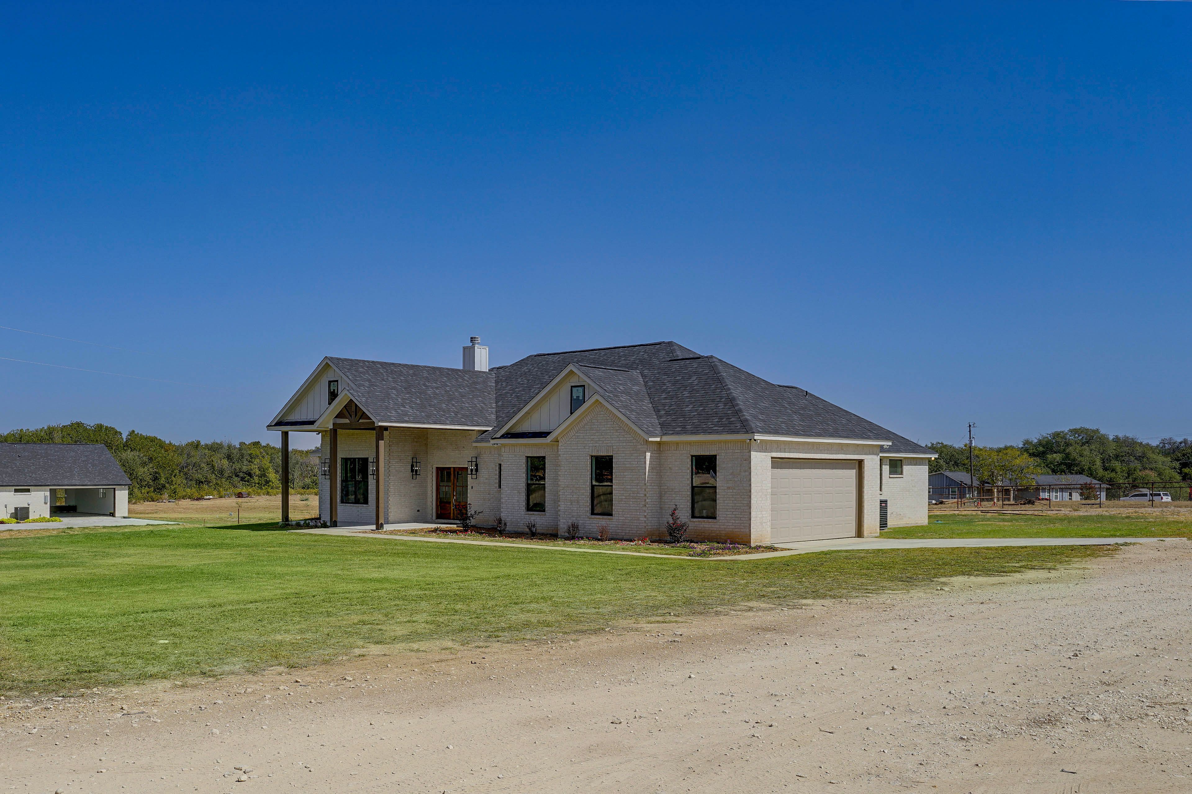 Ample Driveway Parking