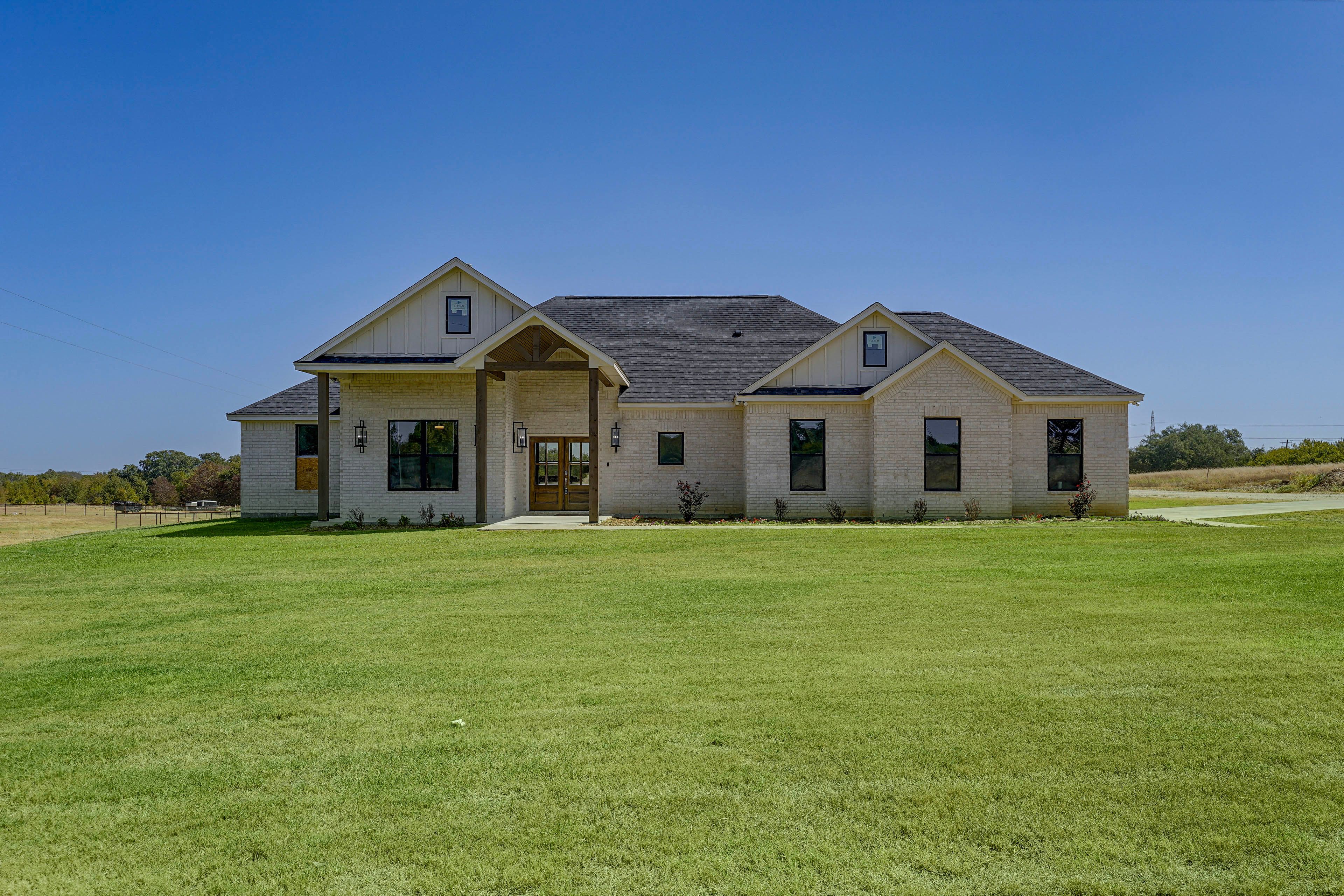 Exterior | Single-Story Home