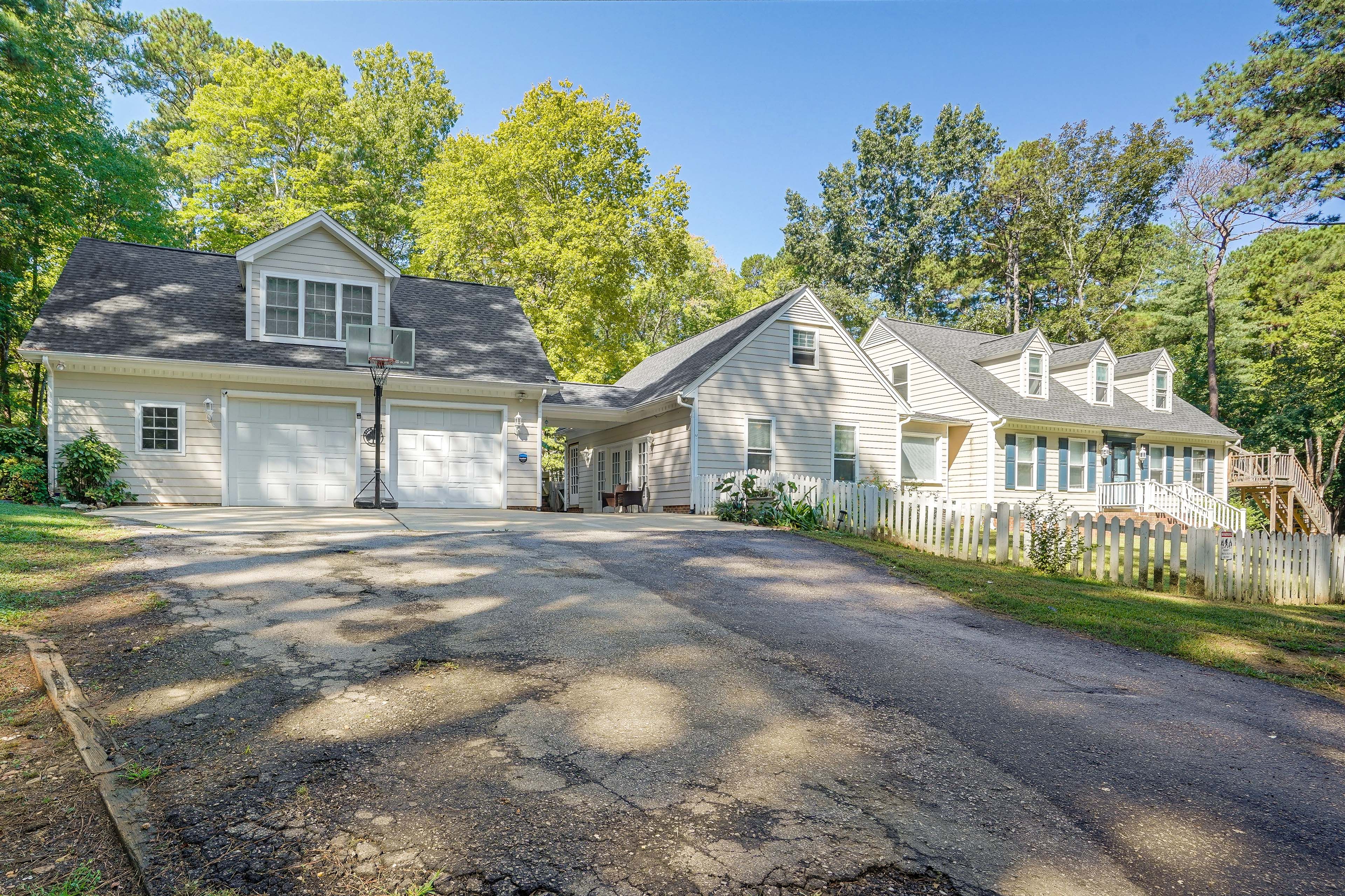 Parking | Assigned Driveway Space (1 Vehicle)