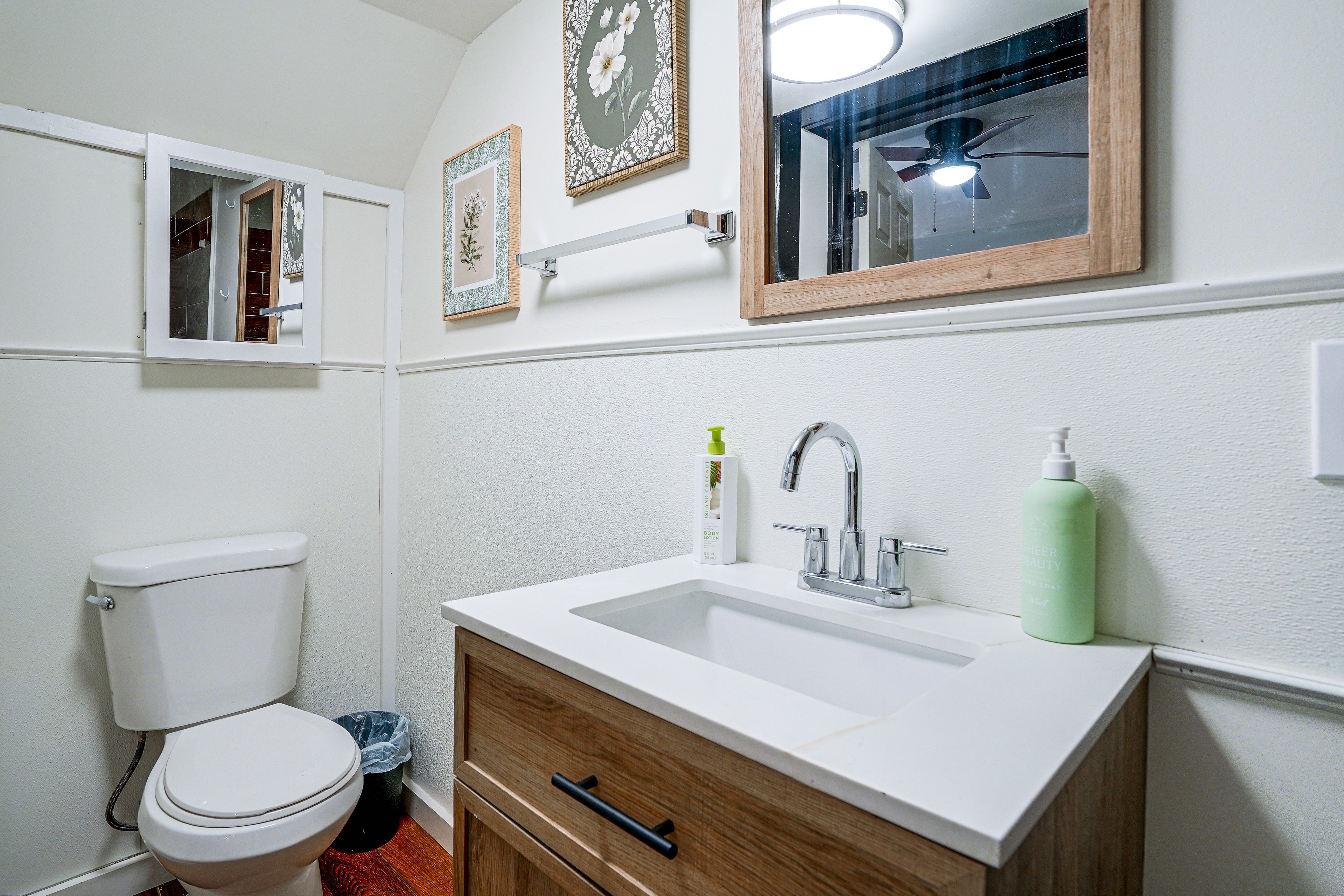 Bathroom | Shower