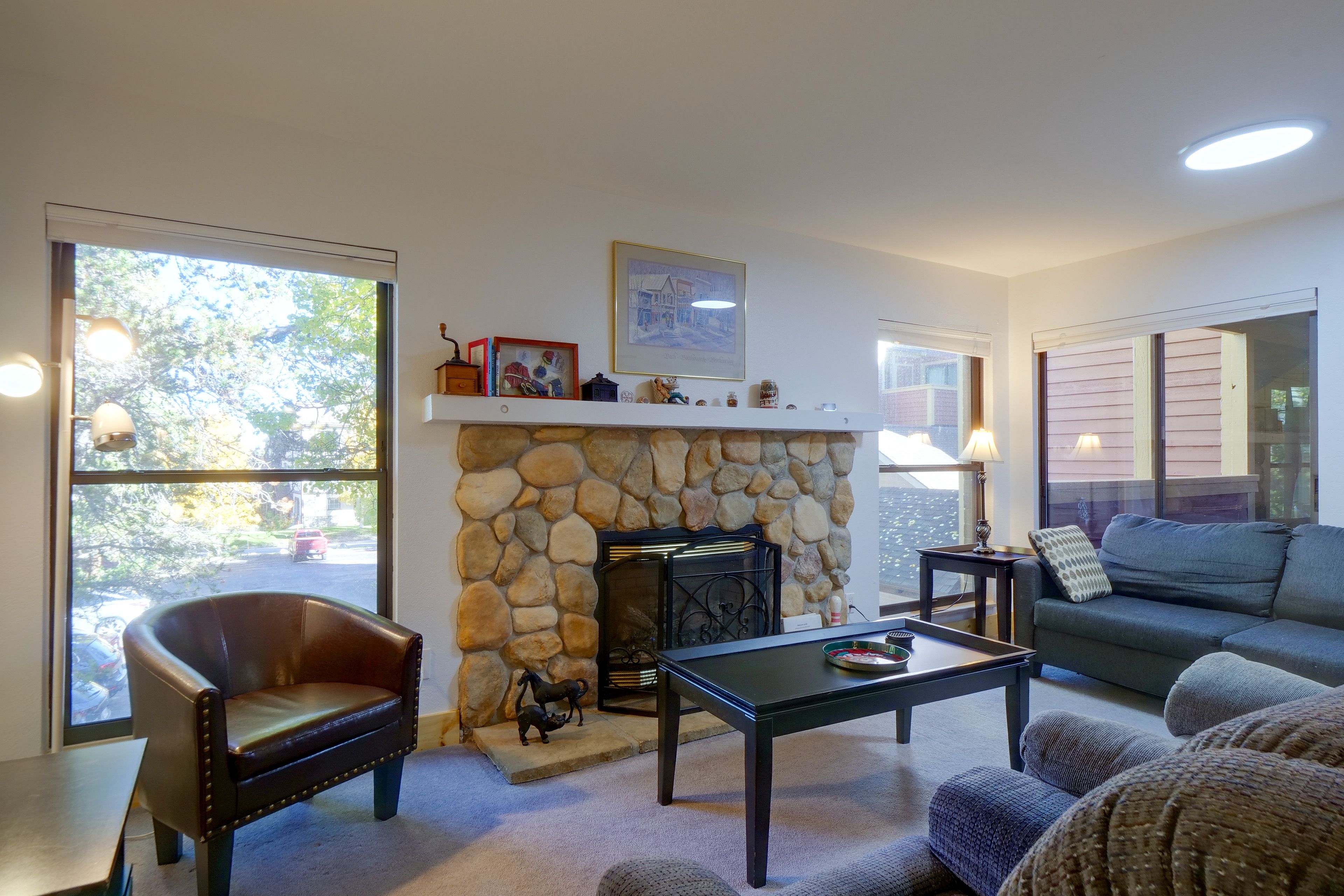 Living Room | Full Sleeper Sofa