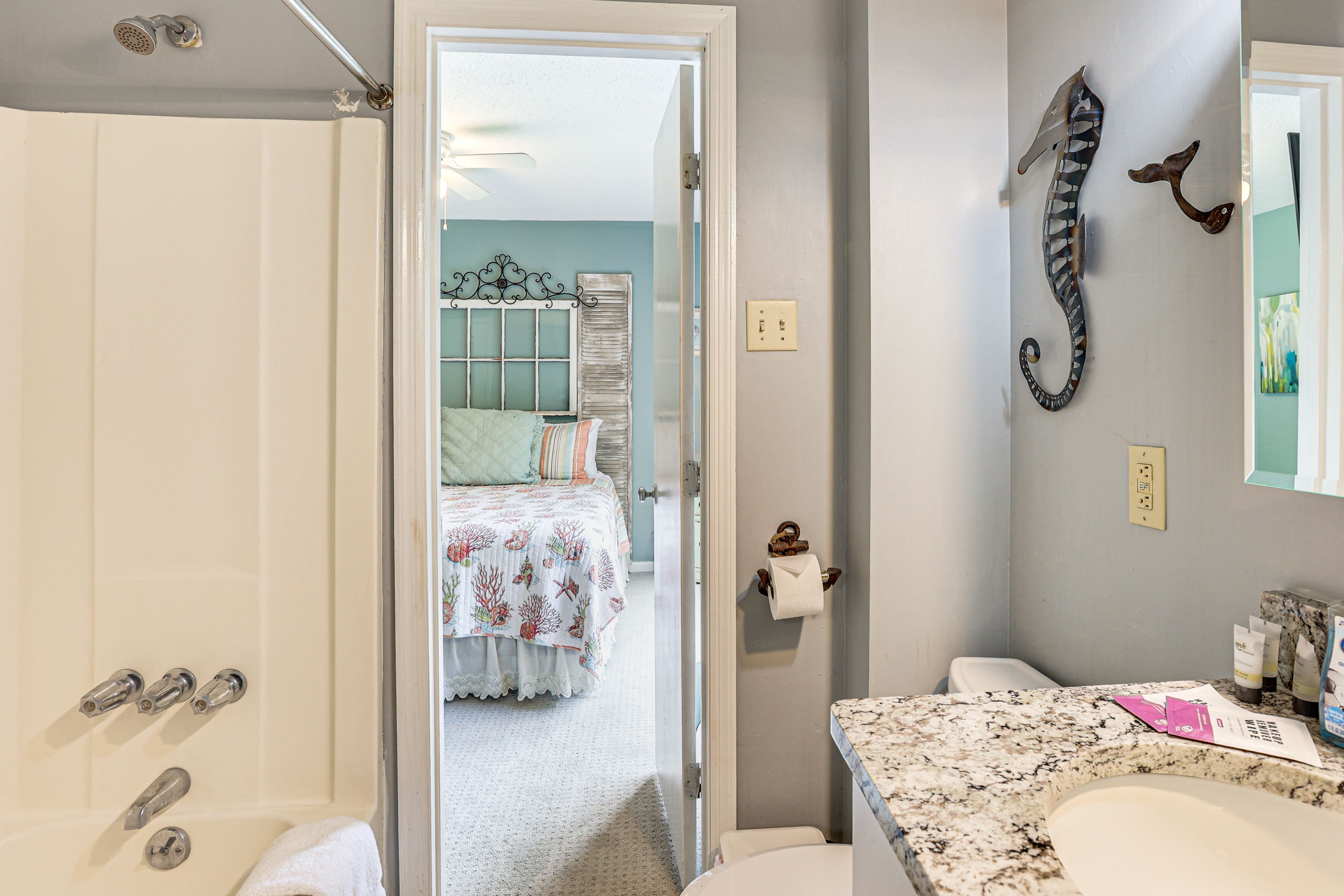 Bathroom | Upper Level