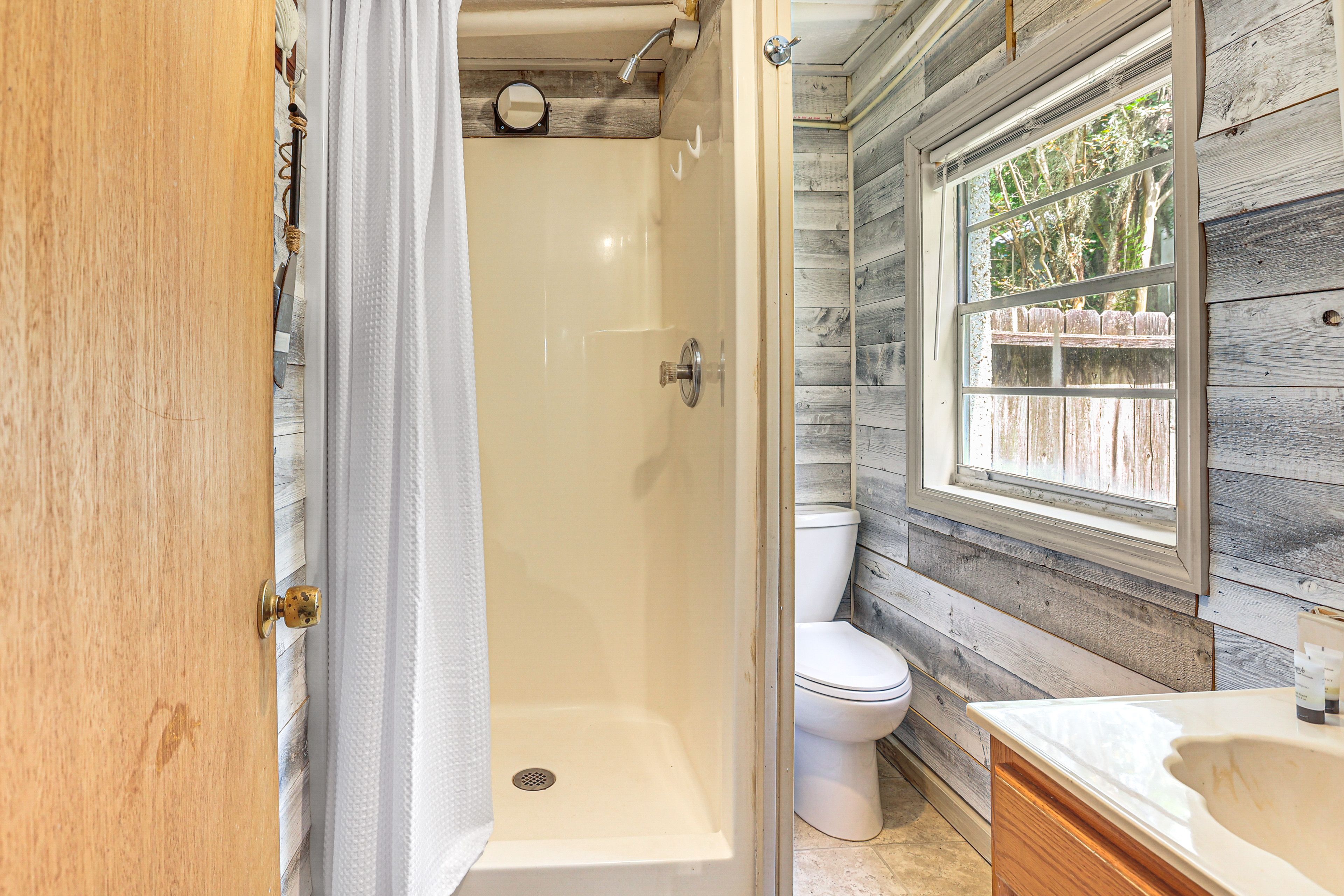 Bathroom | Lower Level