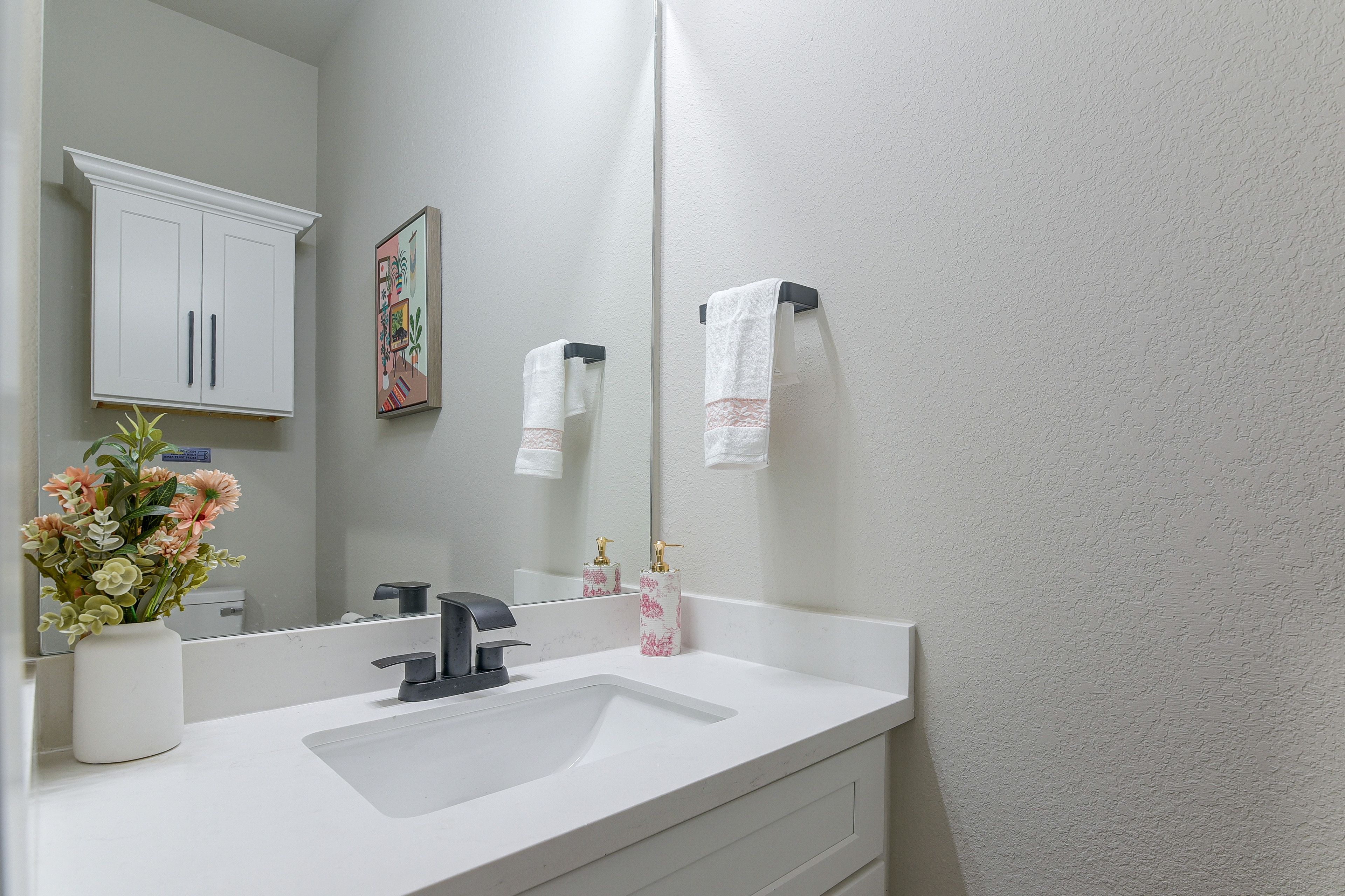 Half Bathroom | 1st Floor