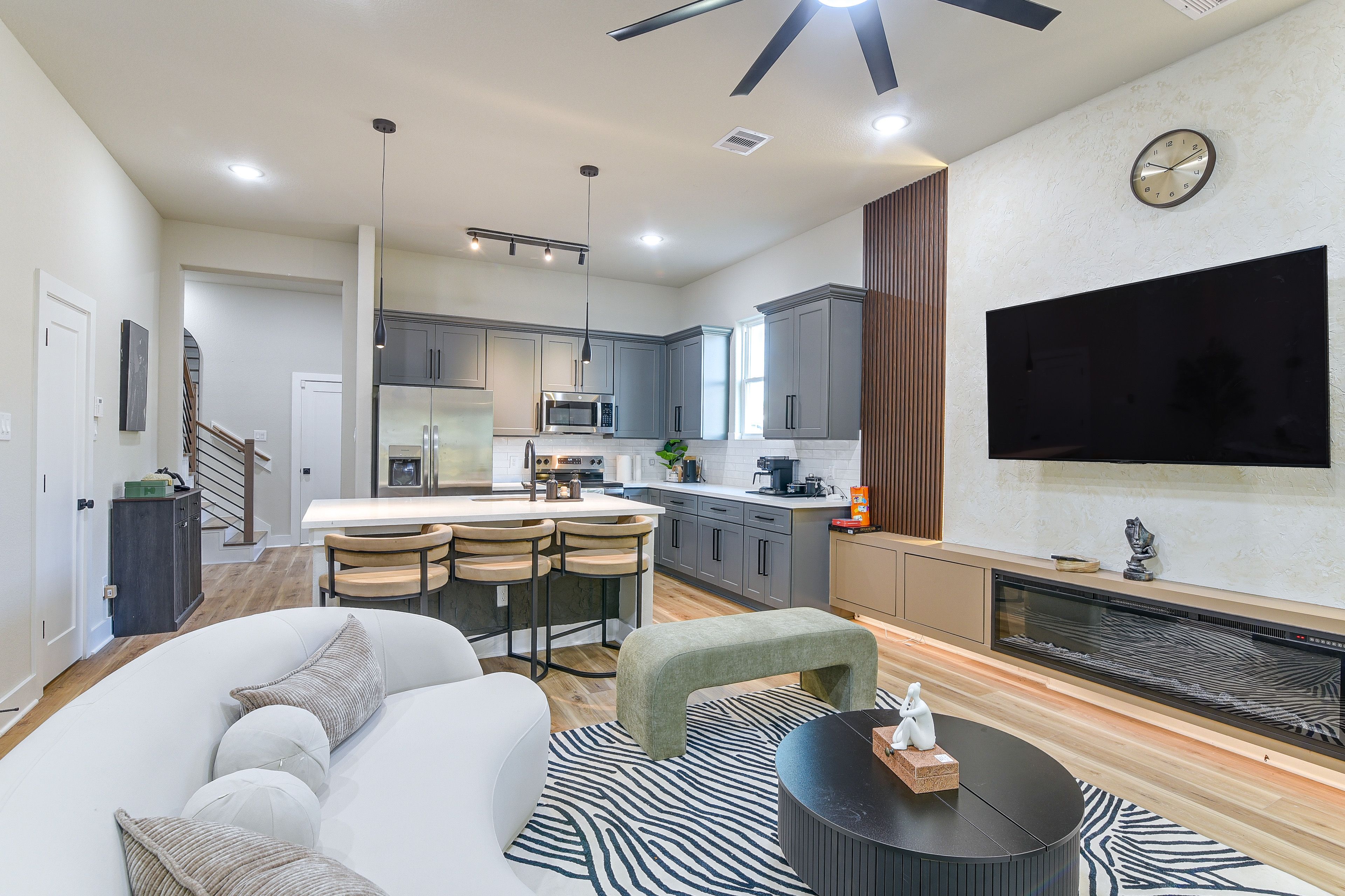 Houston Vacation Rental | 3BR | 3.5BA | 2,100 Sq Ft