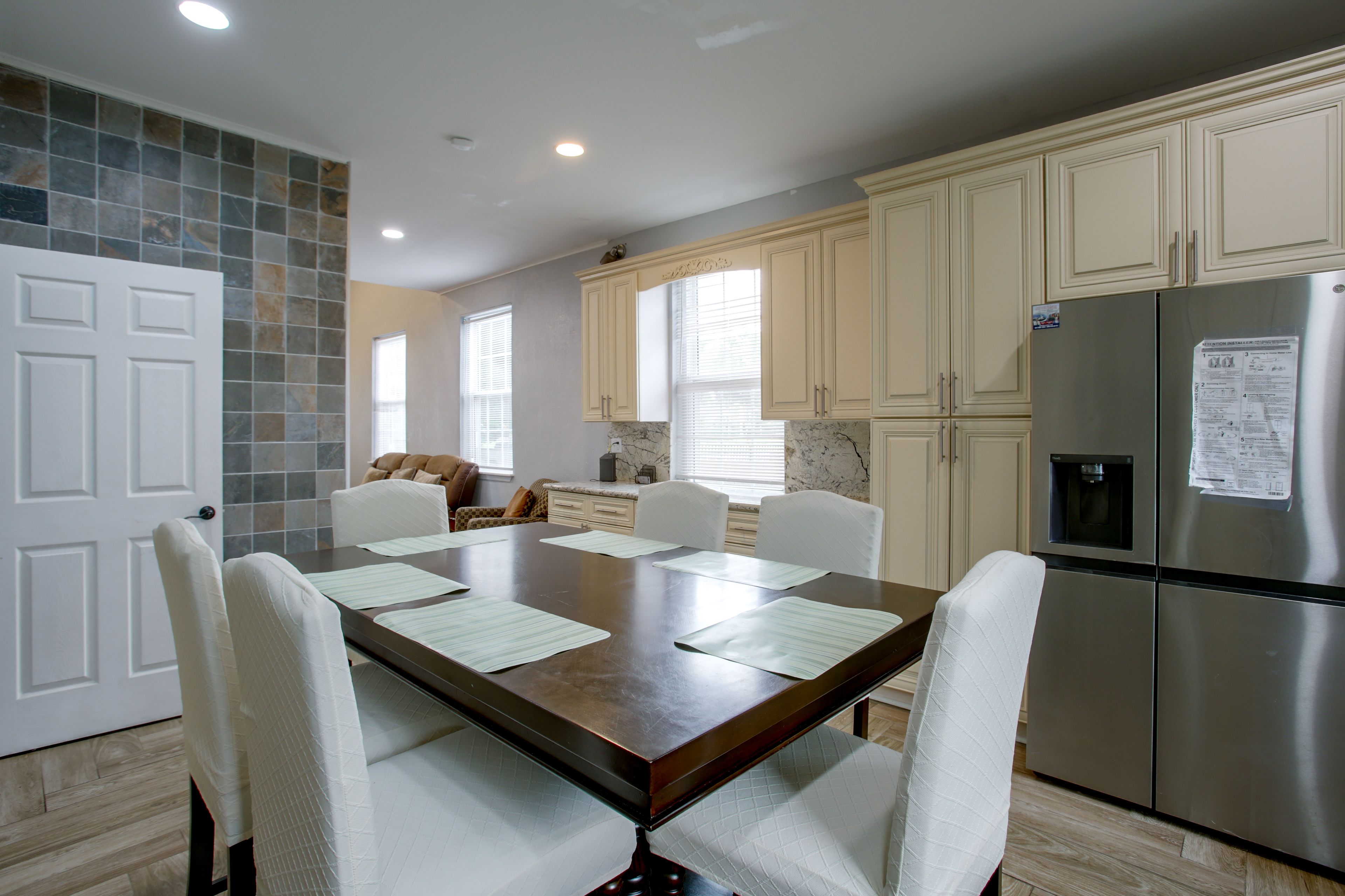 Dining Area | Dishware/Flatware Provided | Main Level