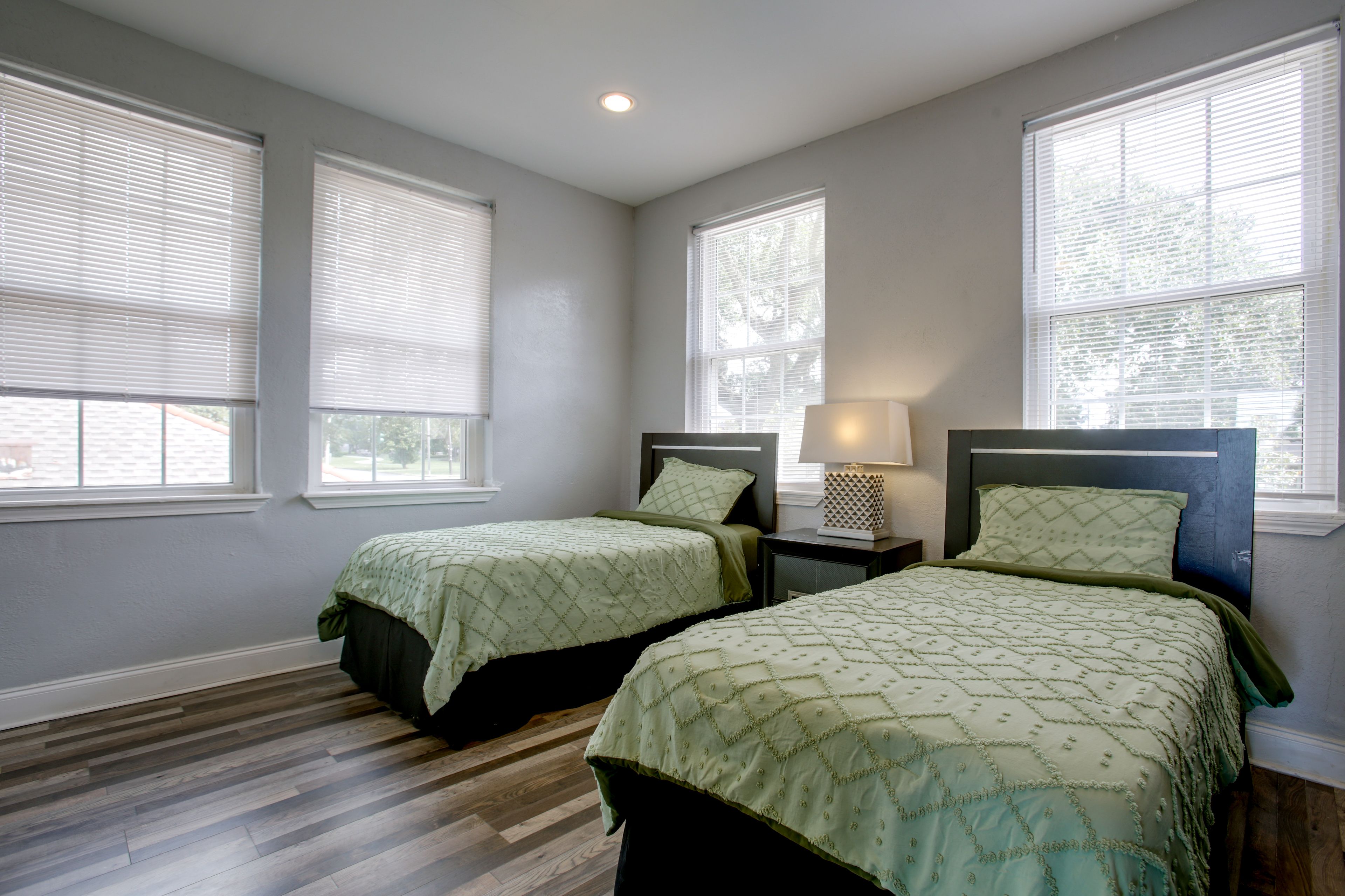 Bedroom | 2 Twin Beds
